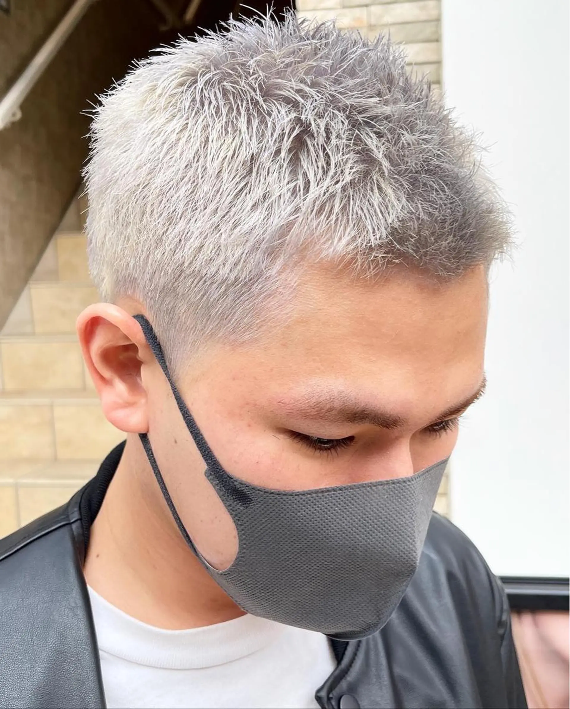 カラー シルバー CARE SHINSAIBASHI所属・はやと 【心斎橋美髪職人】のヘアスタイル