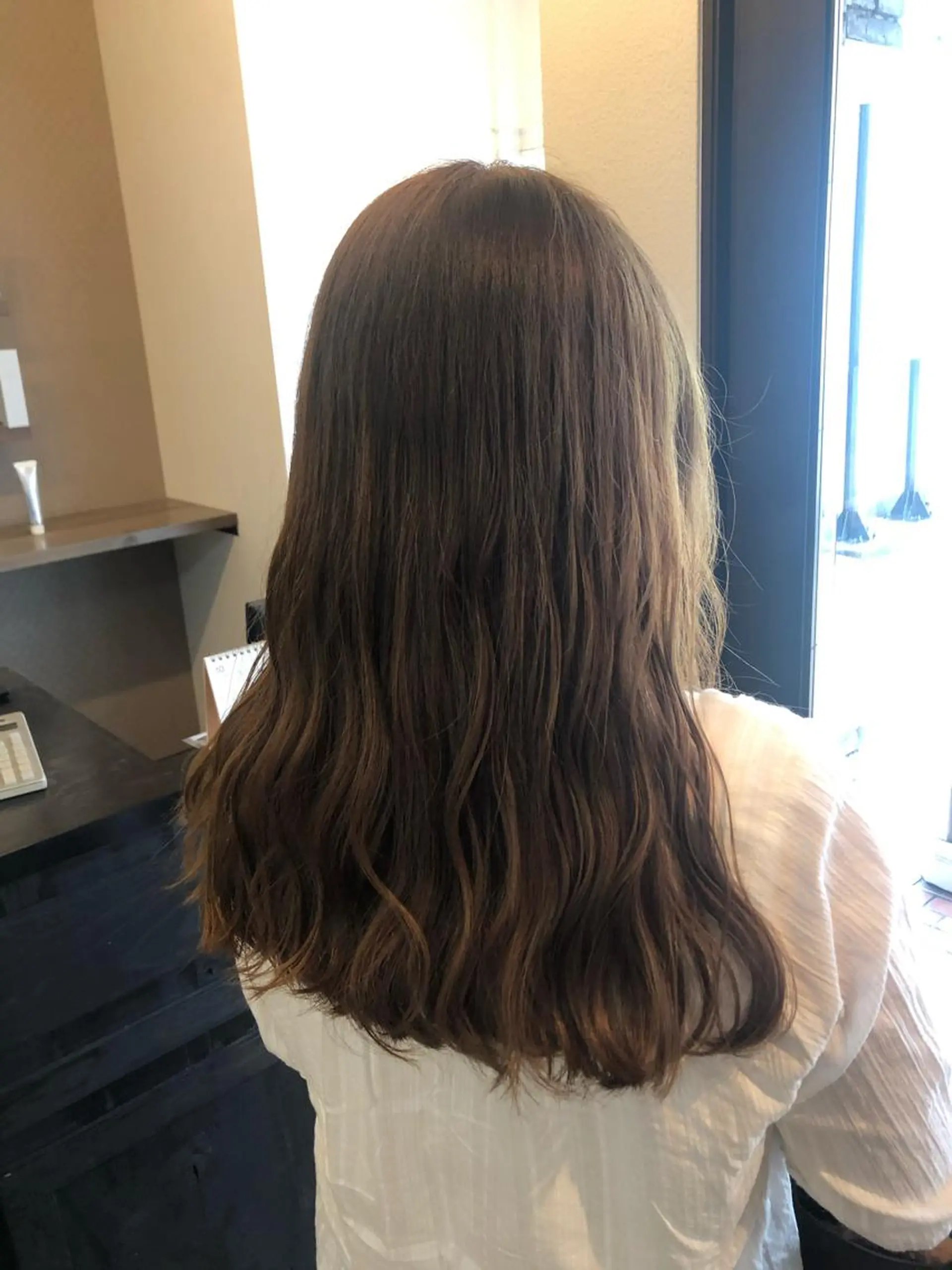 カラー リーフレ所属・榊原 七菜花のヘアスタイル