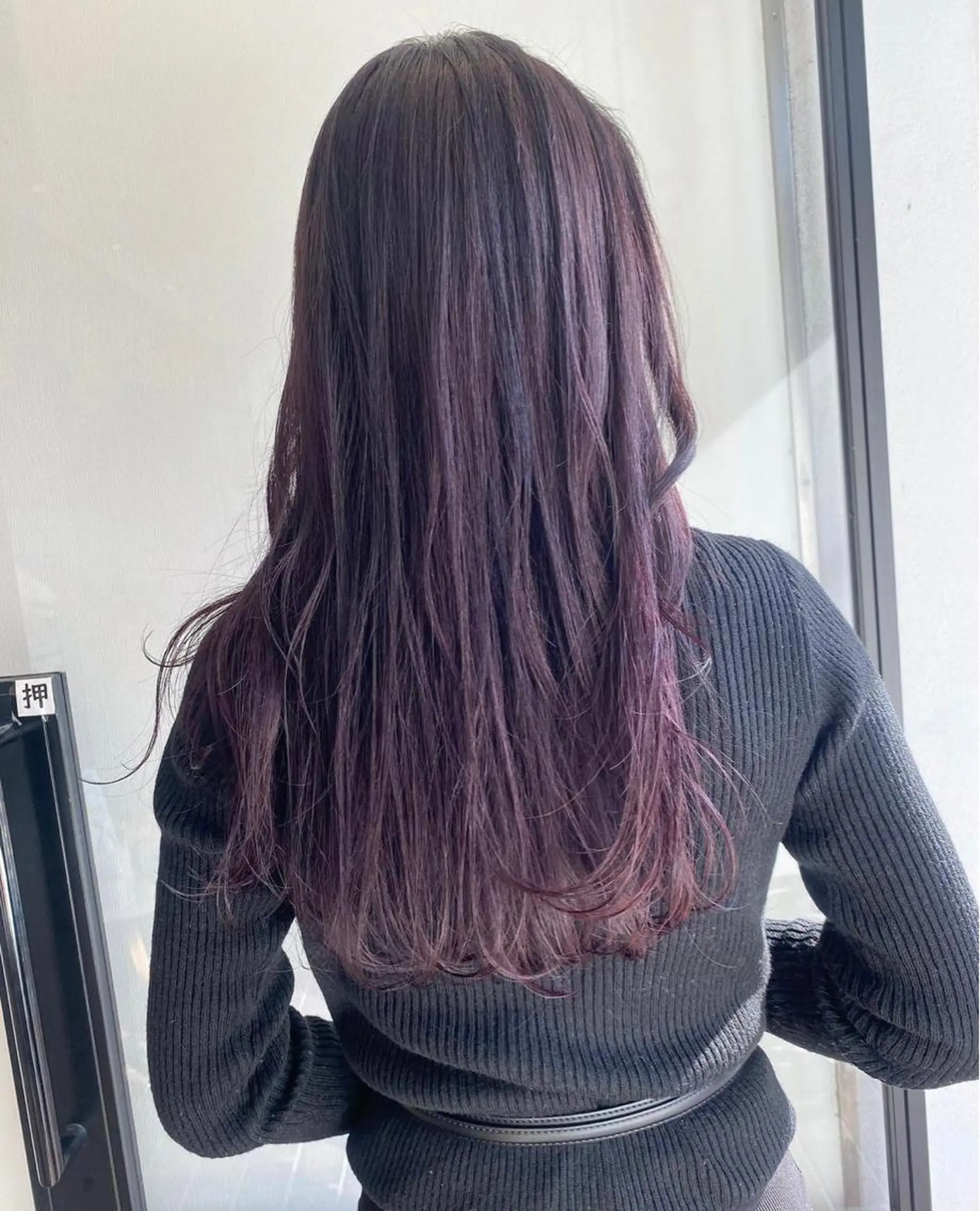 セミロング タナカ レイヤのヘアスタイル