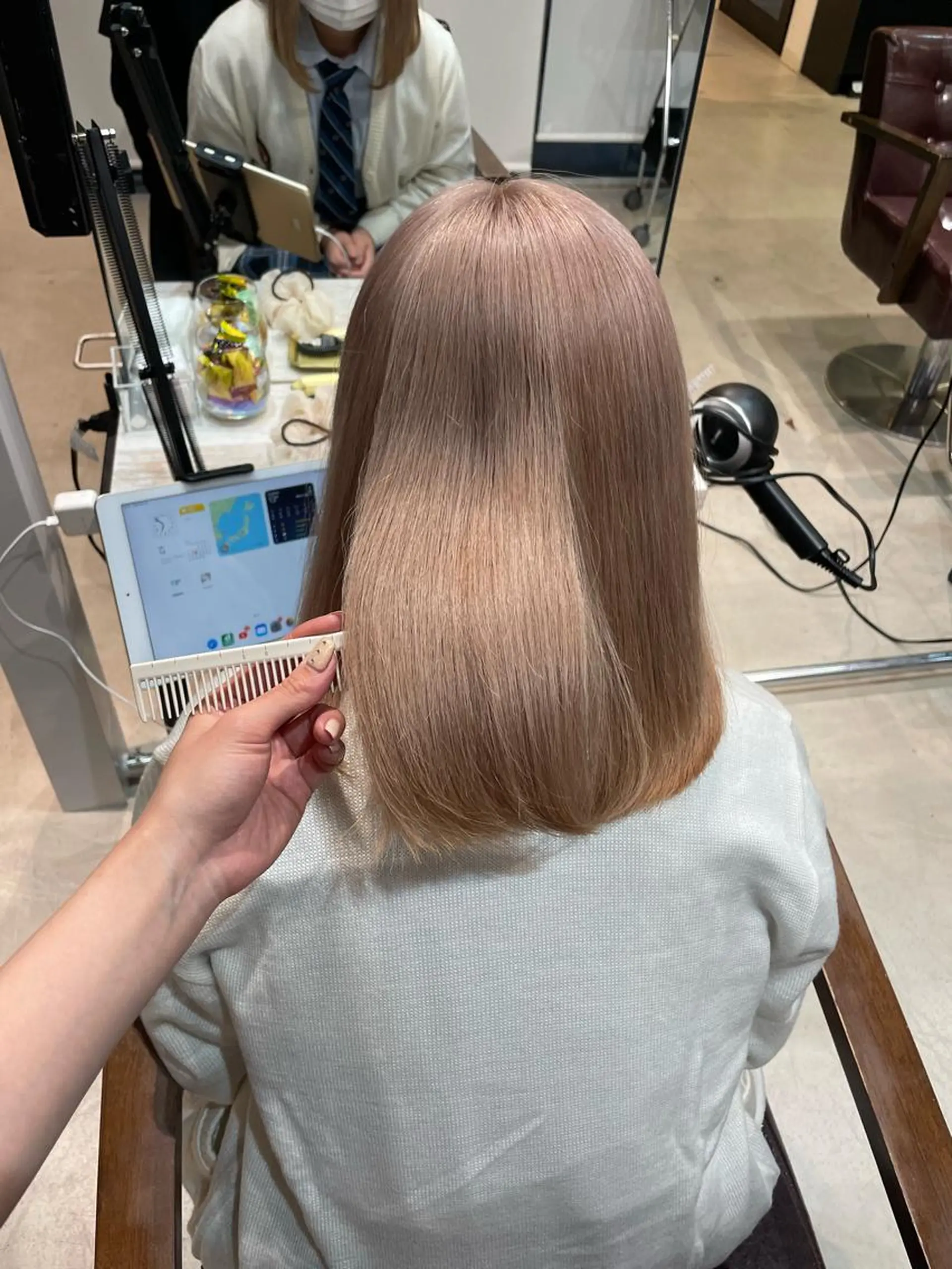 ミディアム 艶髪カラー✨ misaki .のヘアスタイル