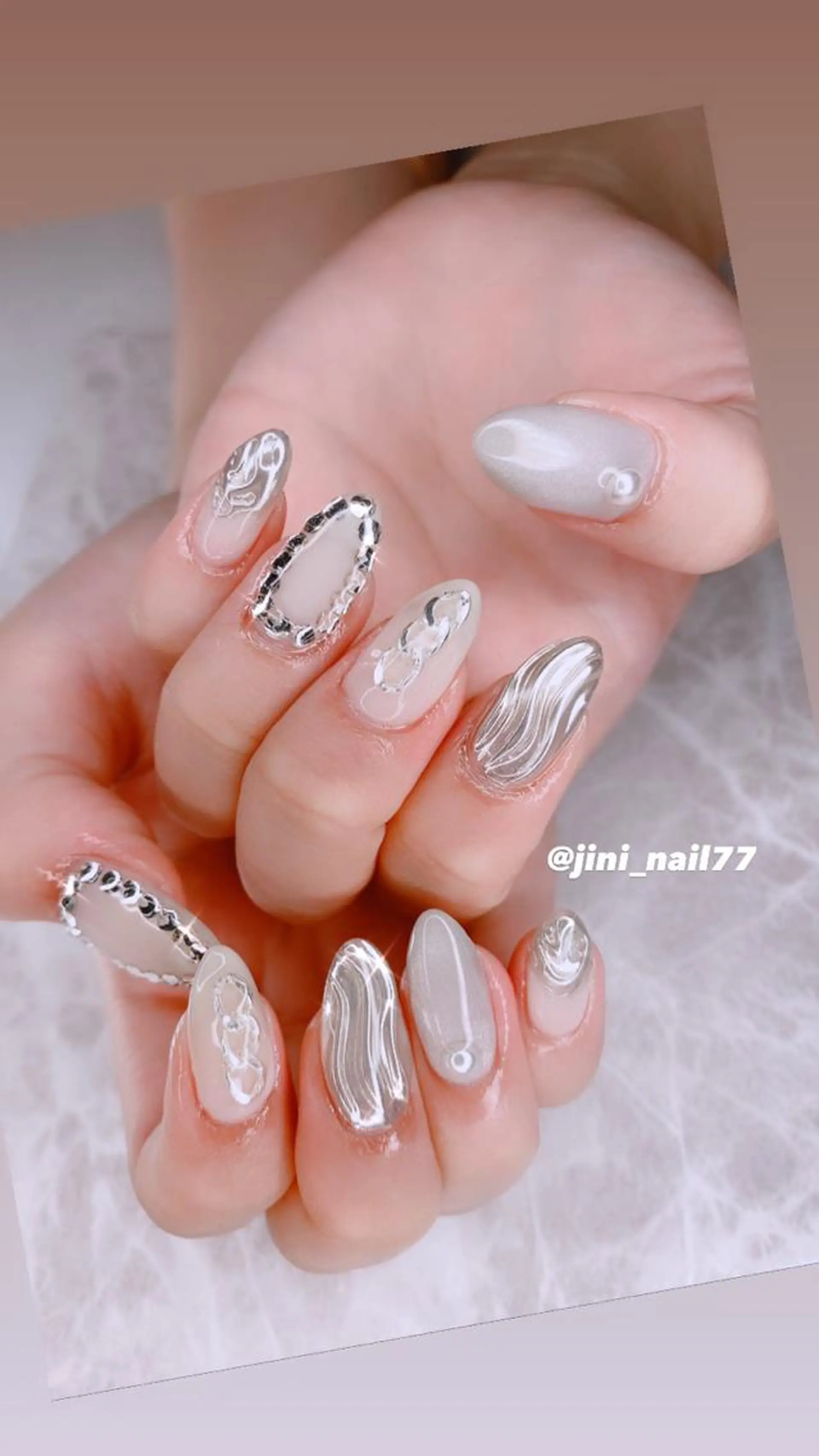 ネイル ハンドネイル JINI NAIL所属・ジニ ネイルのネイルデザイン