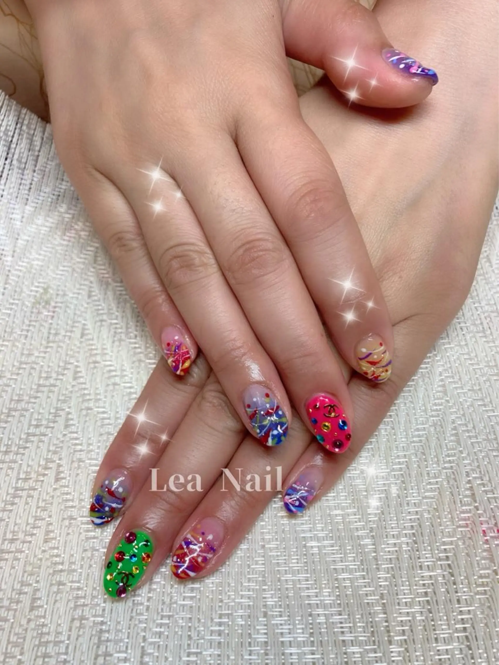 ネイル ヨーヨーネイル Lea Nailのネイルデザイン