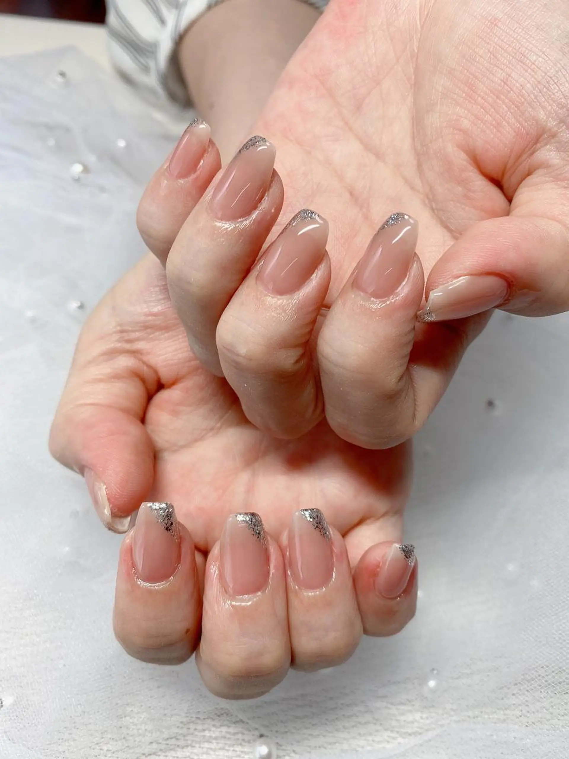 ネイル アートネイル フレンチネイル ガラスフレンチ シンプルネイル Jasmine nailsalon所属・ジャスミン ネイルサロンのネイルデザイン