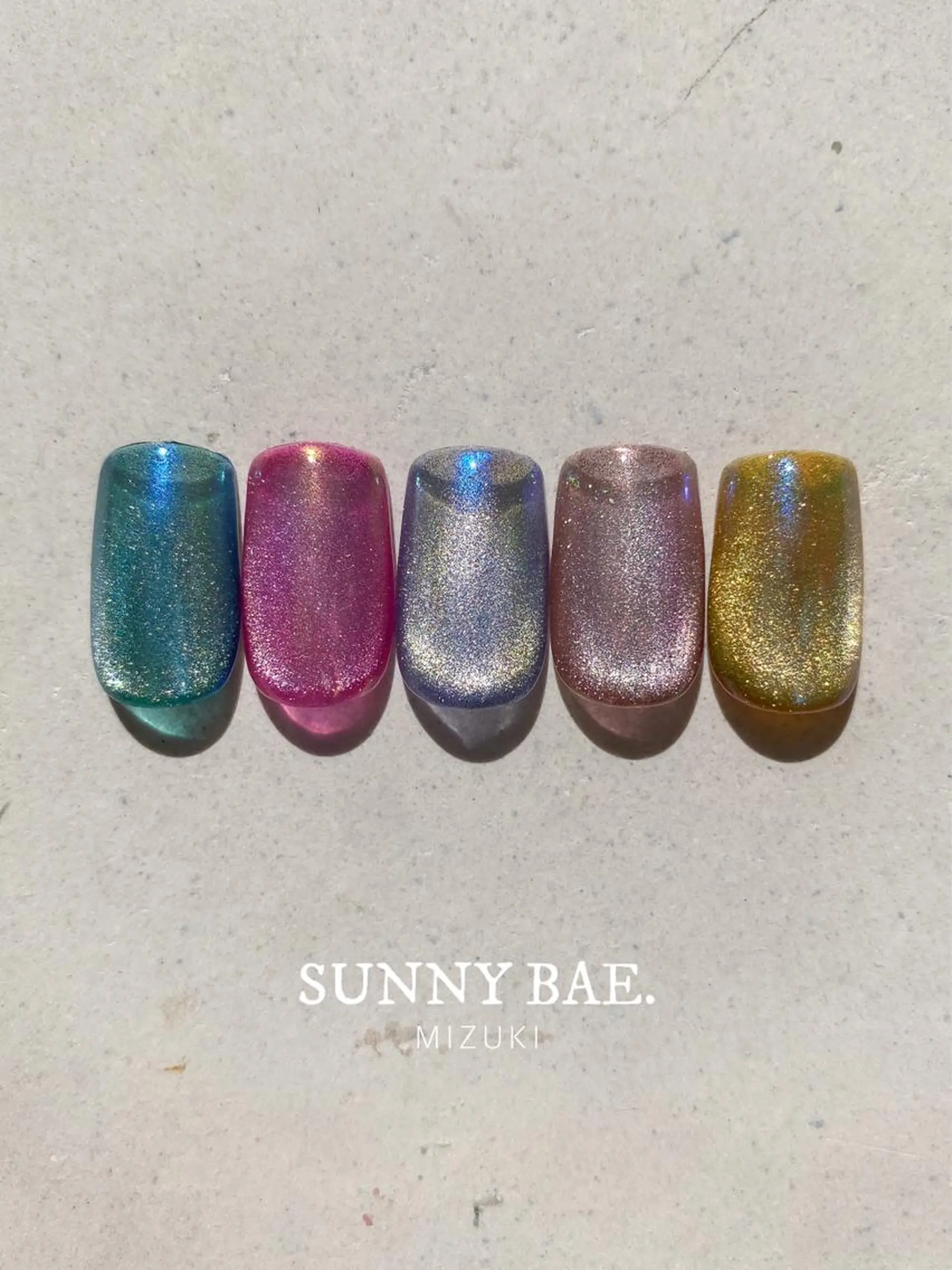 ネイル オーロラネイル マグネットネイル 春ネイル SUNNY BAE. 🌼MIZUKIのネイルデザイン