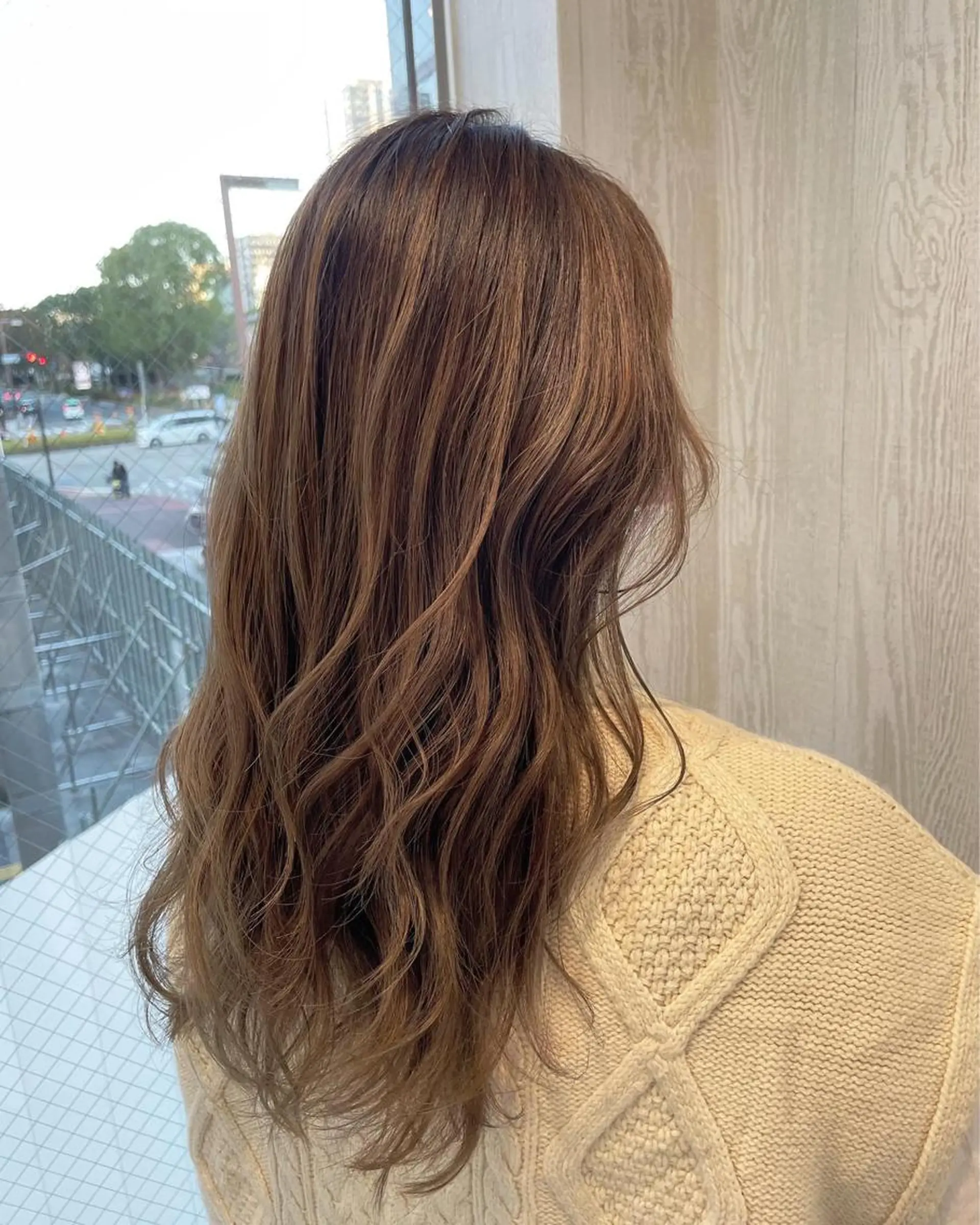 ロング カラー アッシュ ベージュカラー 透明感カラー グラデーションカラー 外国人風カラー ヘアカラー トリートメント 河合秀明/ハイライト /インナーカラーのヘアスタイル