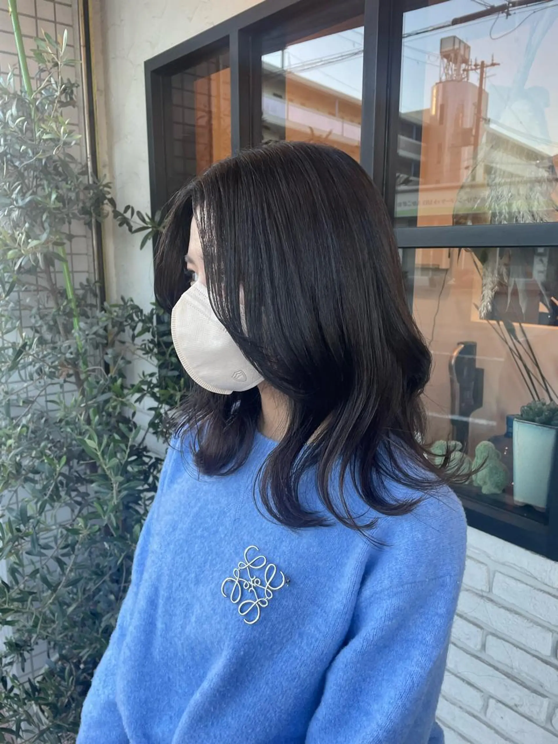 ミディアム くびれヘア 顔まわりレイヤー 韓国風ヘア レイヤーカット カット 小坂 真子のヘアスタイル