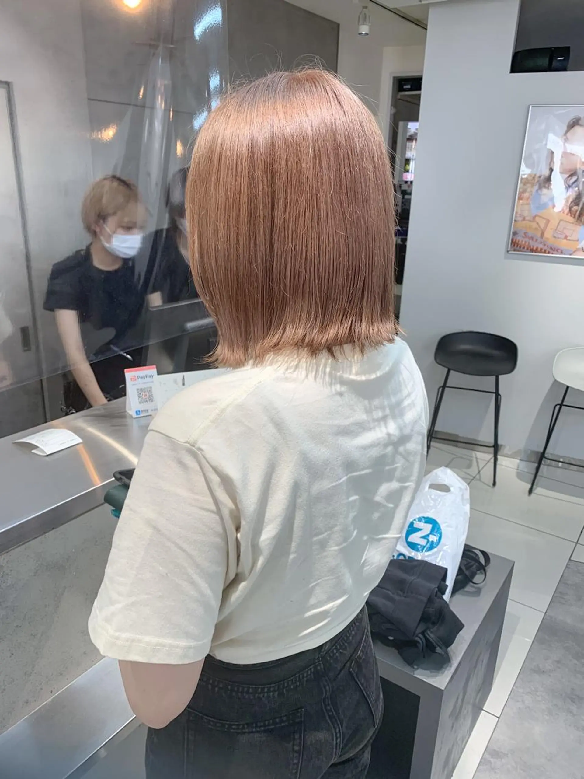 ショート カラー raika .のヘアスタイル