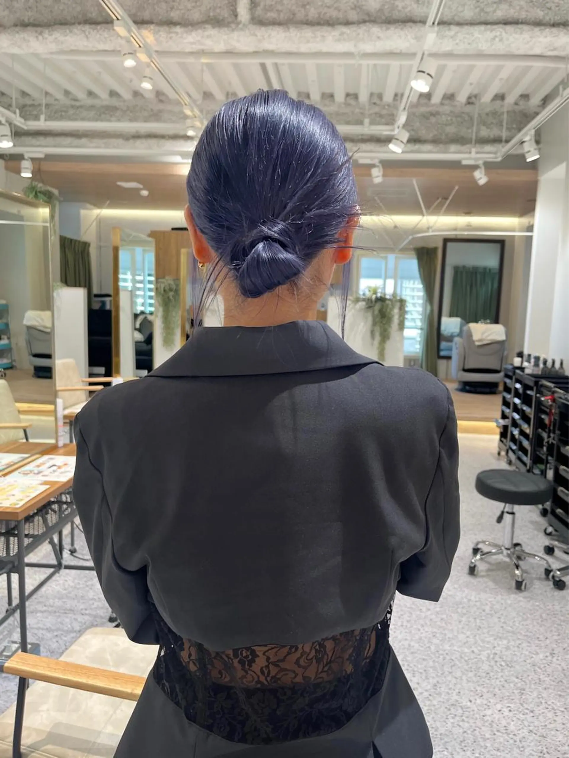 セミロング カラー ブルーカラー パープルカラー behov所属・柔らかカラー 🤎Tsubasaのヘアスタイル