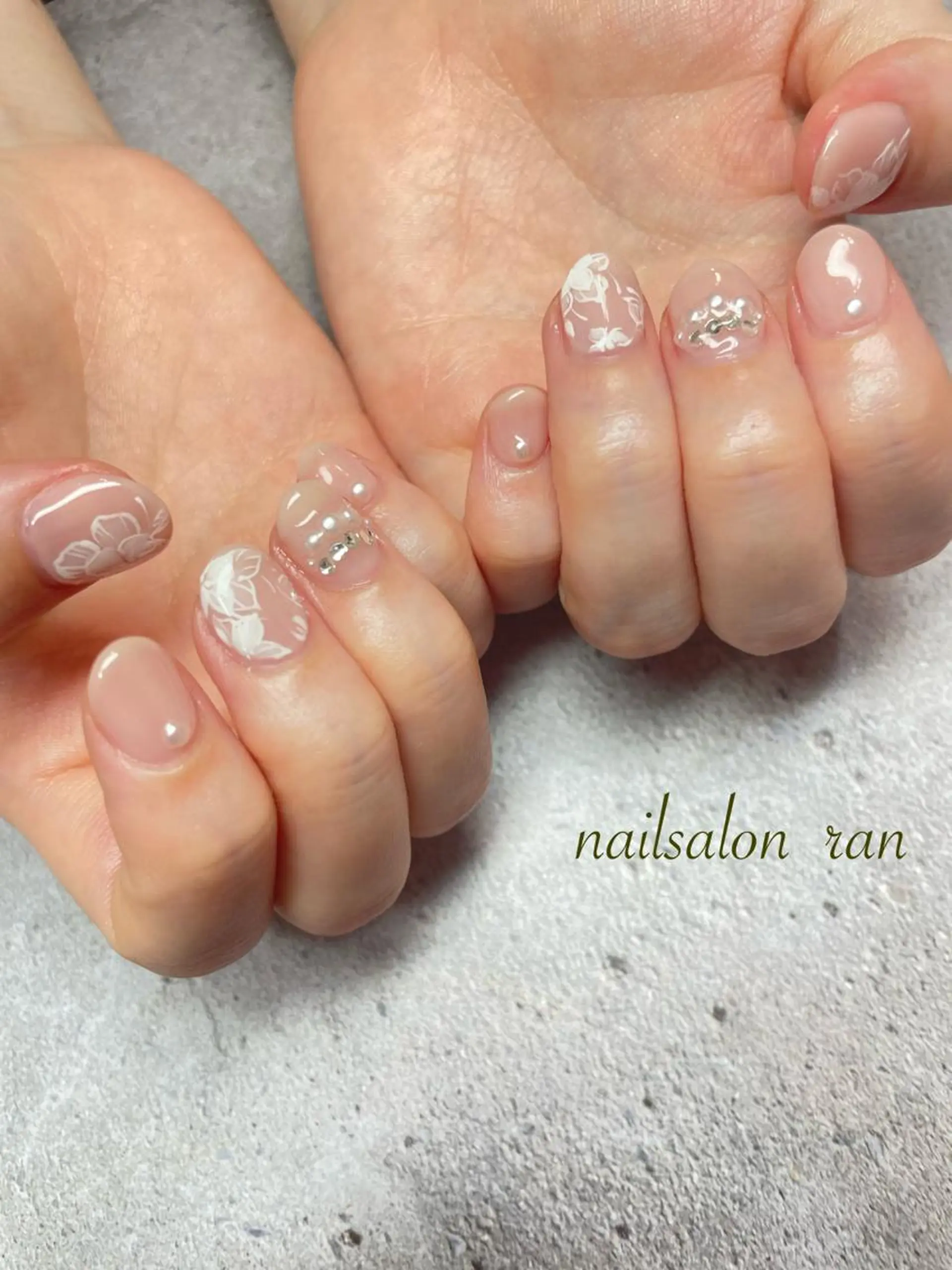 ネイル ブライダルネイル nailsalon ranのネイルデザイン