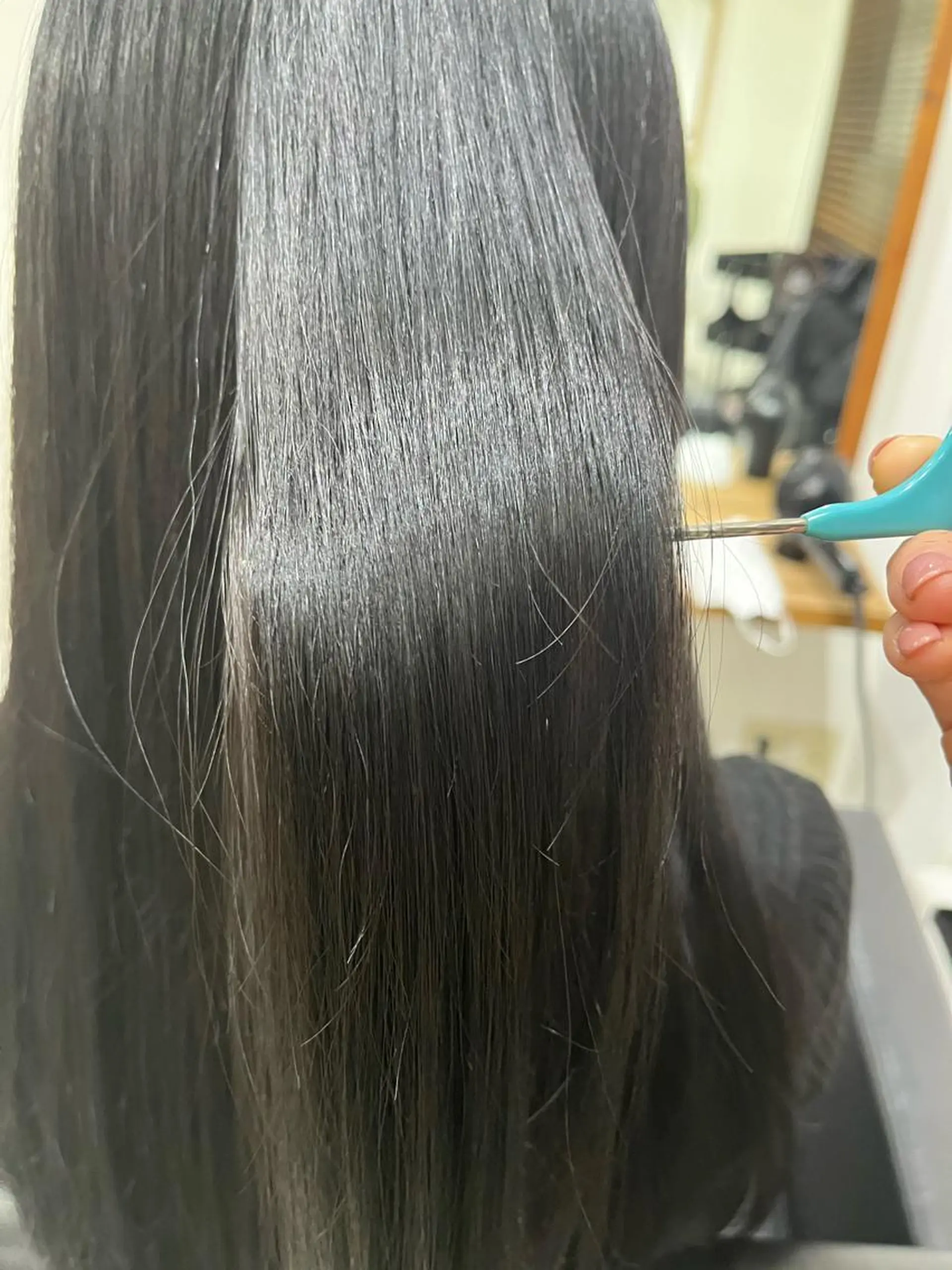 ロング トリートメント カット トリートメント ✨🎨ブリーチなし 透明感カラー✨美友のヘアスタイル