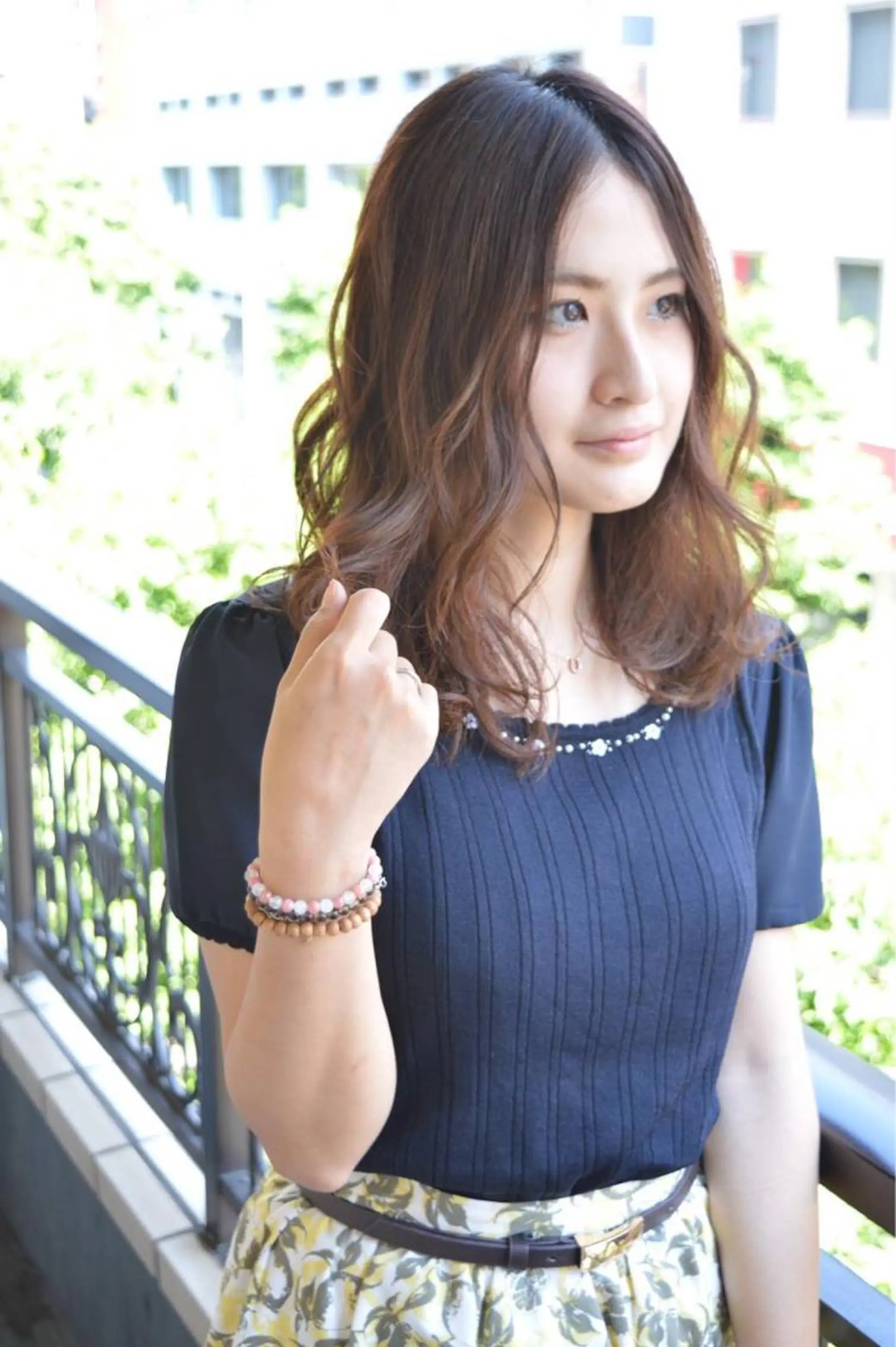 ミディアム カラー パーマ u hair所属・こばやし ももこのヘアスタイル