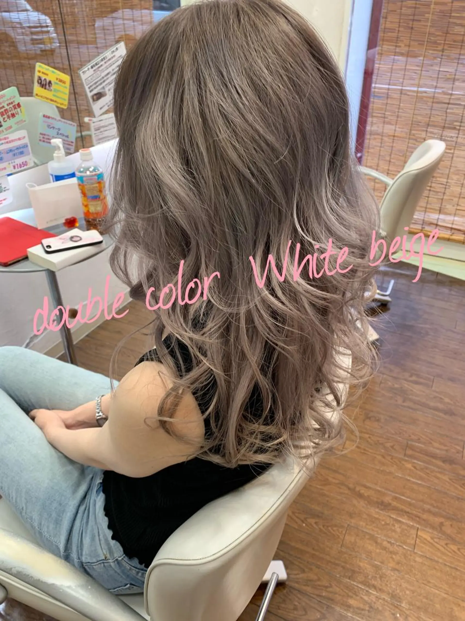 セミロング カラー ベージュカラー ダブルカラー ホワイトベージュ カット ヘアカラー トリートメント 萩原 博のヘアスタイル
