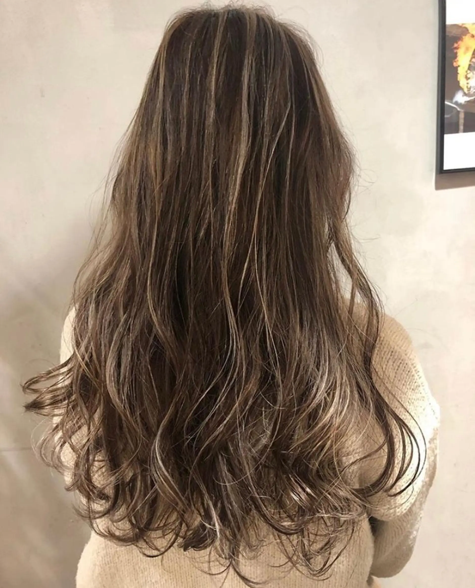 ロング ハイライト MIYU💋💖 〈XENA渋谷本店〉のヘアスタイル