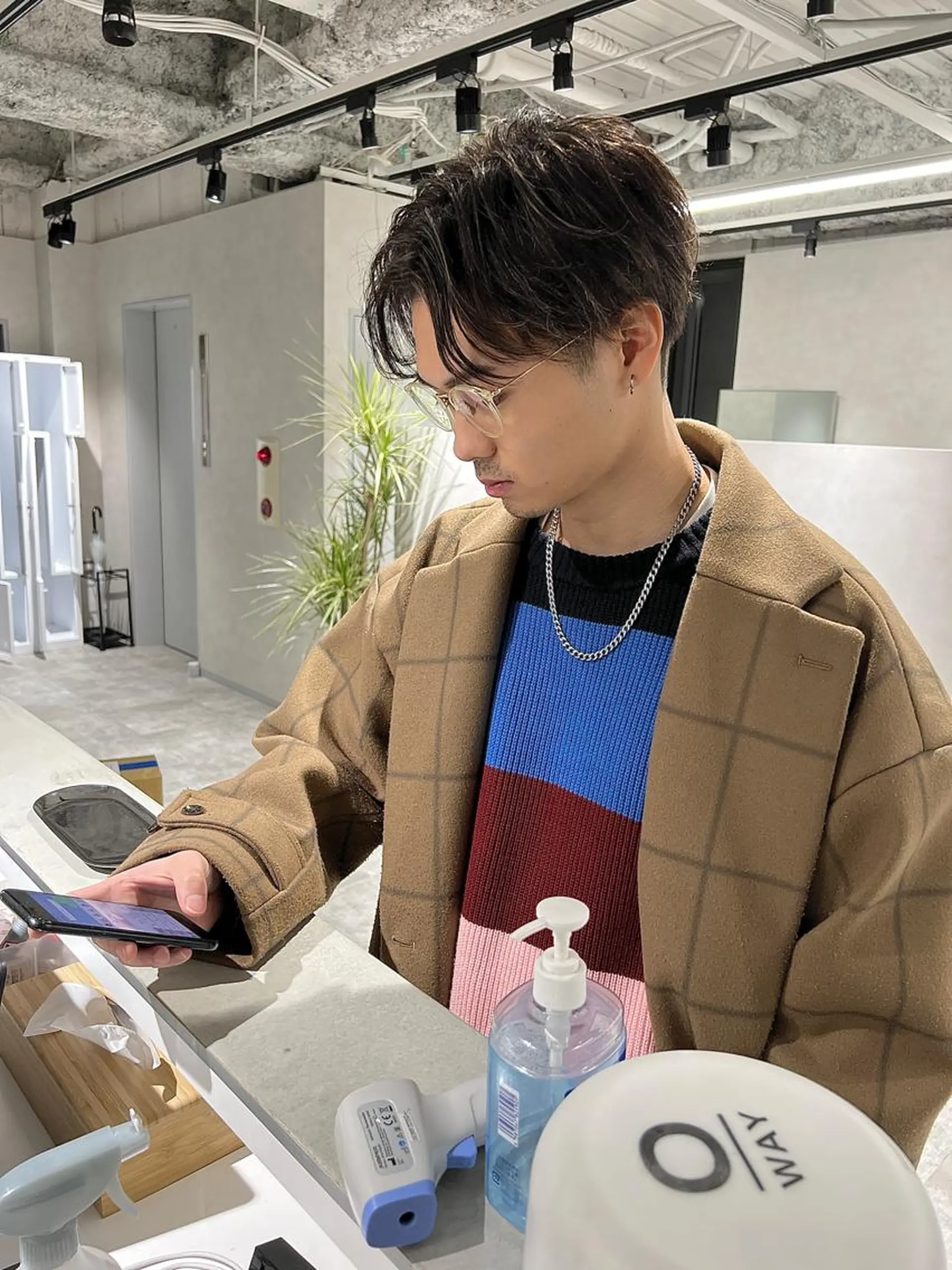 ショート カラー パーマ メンズ kiitos所属・関西センターパート メンズモデル募集のヘアスタイル