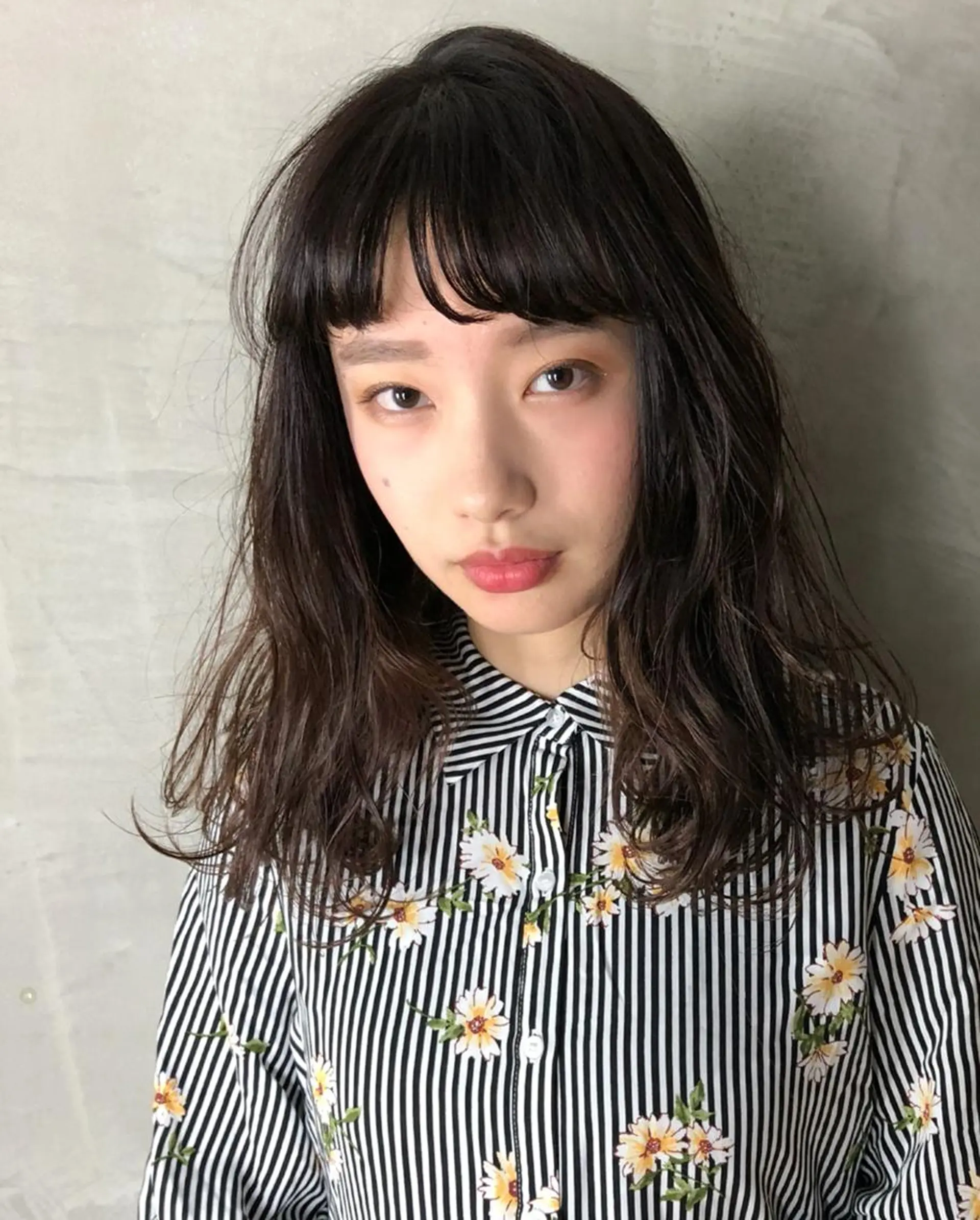 セミロング ＦＵＮＩＣ ファニックのヘアスタイル
