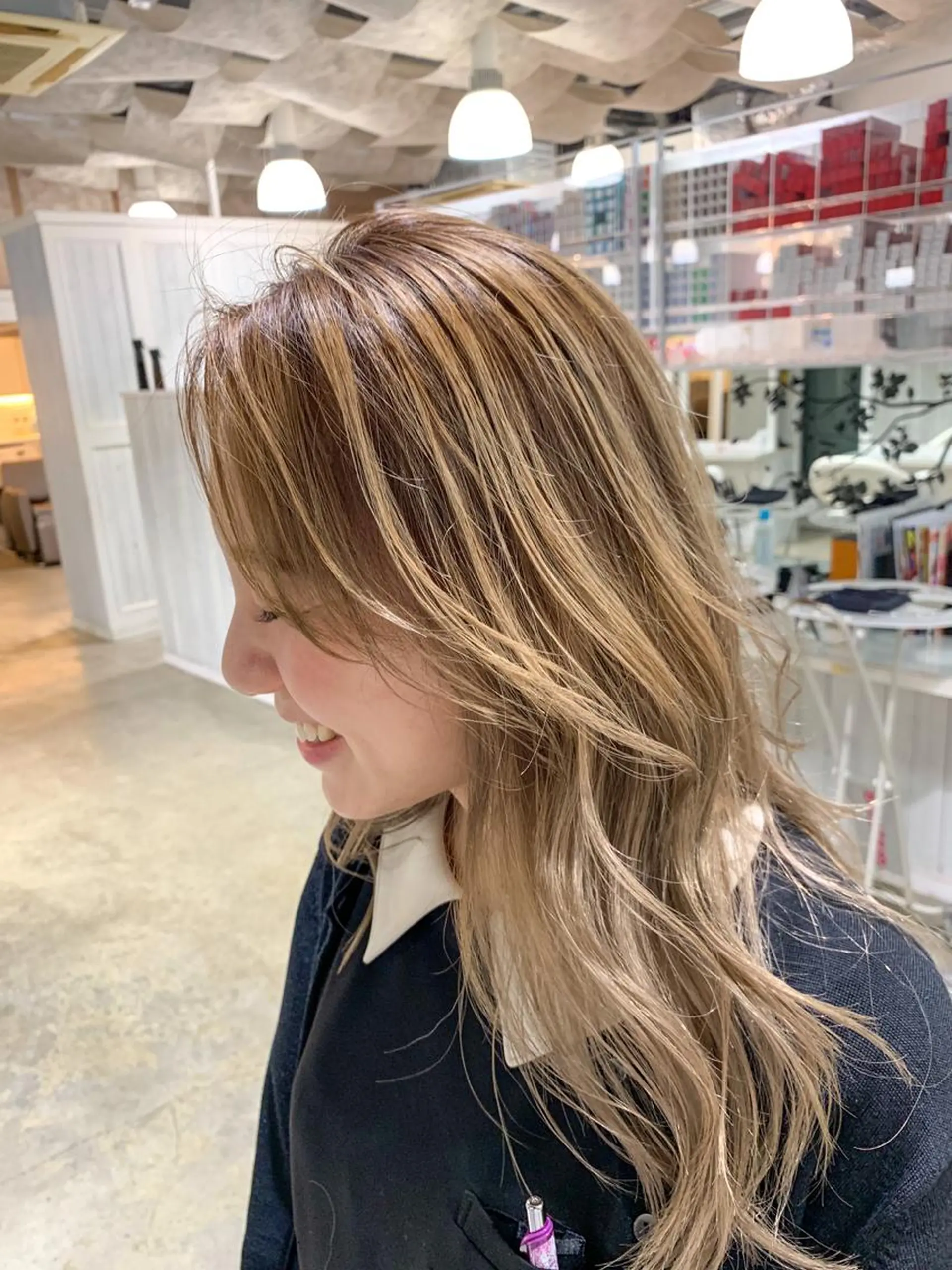 ロング カラー ブリーチ ケアブリーチ デザインカラー ヘアカラー トリートメント ✨髪質改善/レイヤー ✨川合佑哉のヘアスタイル