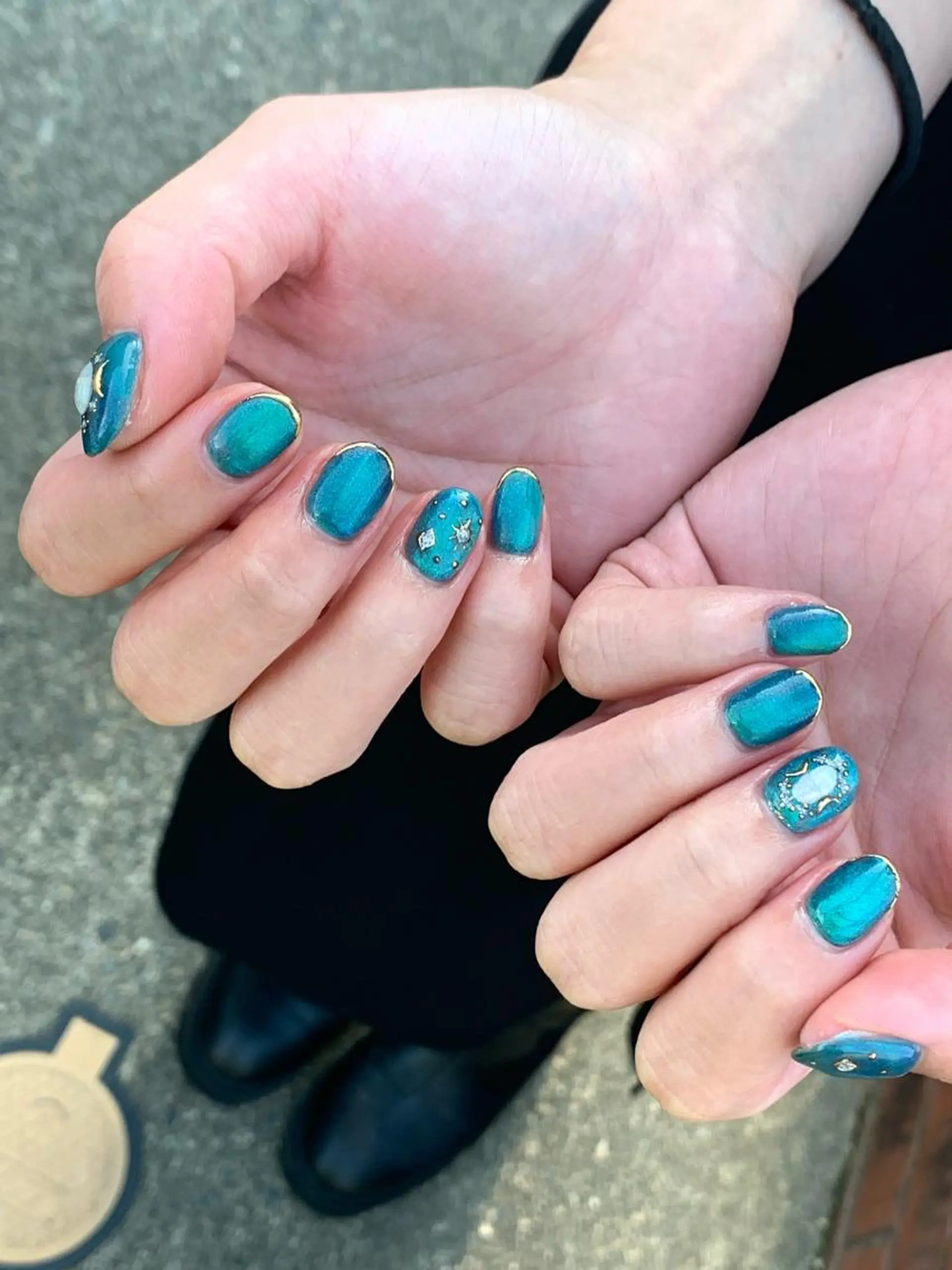 ネイル ハンドネイル 大崎 奈々のネイルデザイン