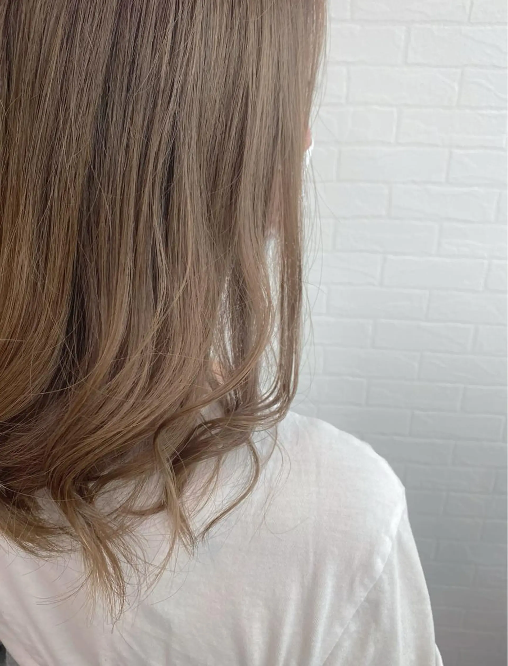 セミロング カラー GRANLUSSO 〜グランルッソ駅前店所属・木口 嘉美のヘアスタイル