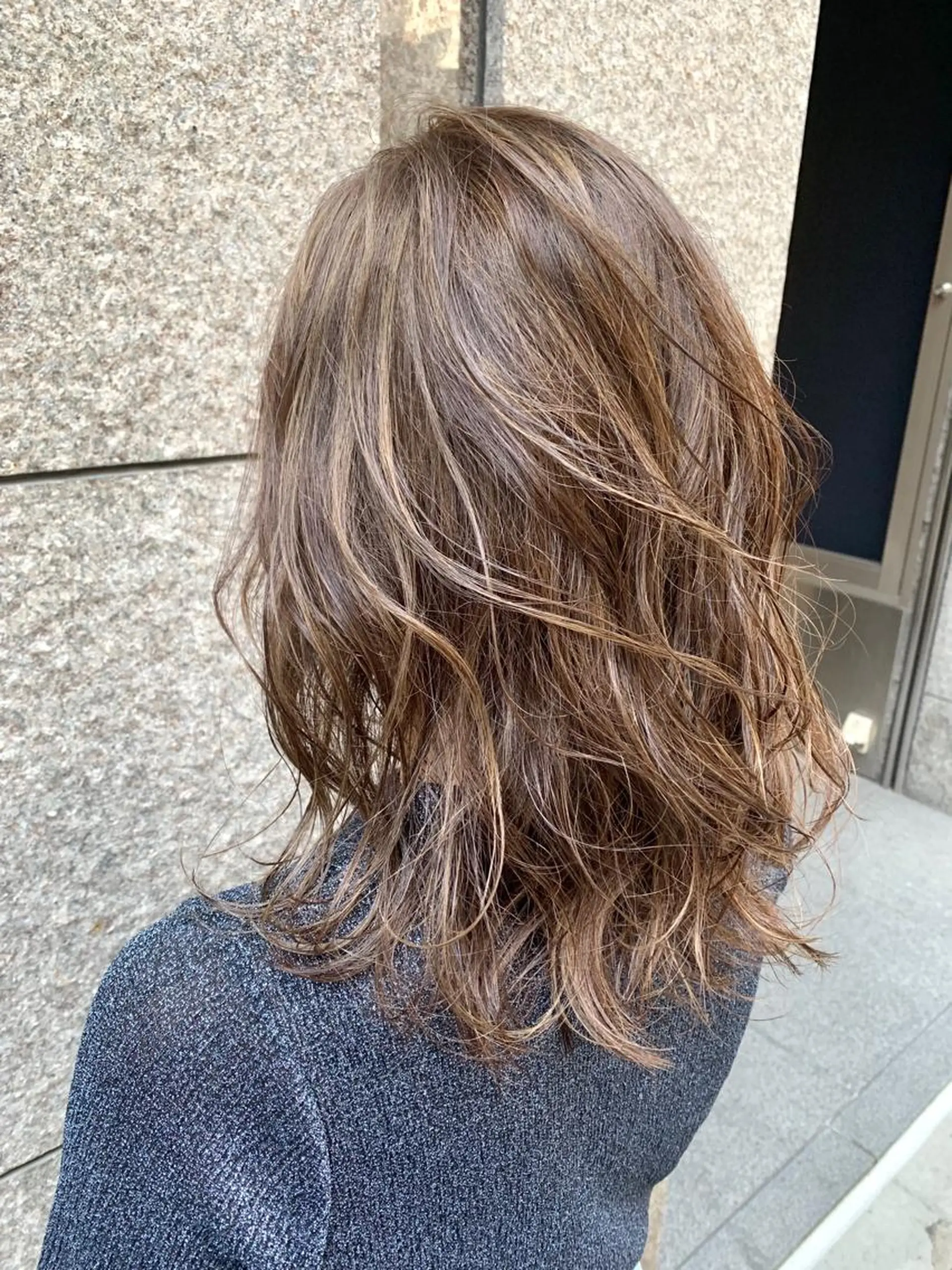 セミロング カラー カット ヘアカラー トリートメント 酸性ストレート/ブリ ーチなし/中村 匠のヘアスタイル