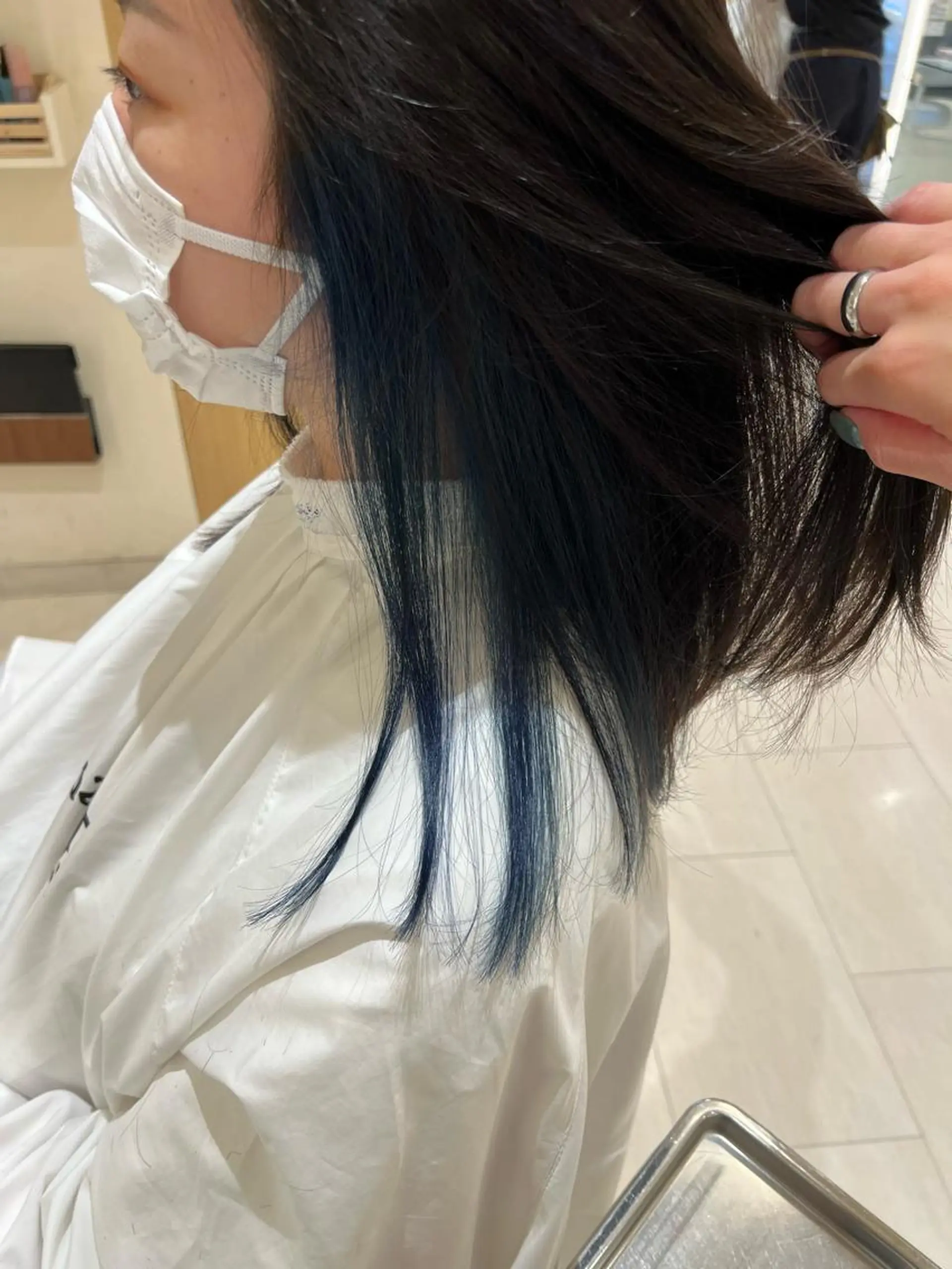 カラー 久永 菫のヘアスタイル