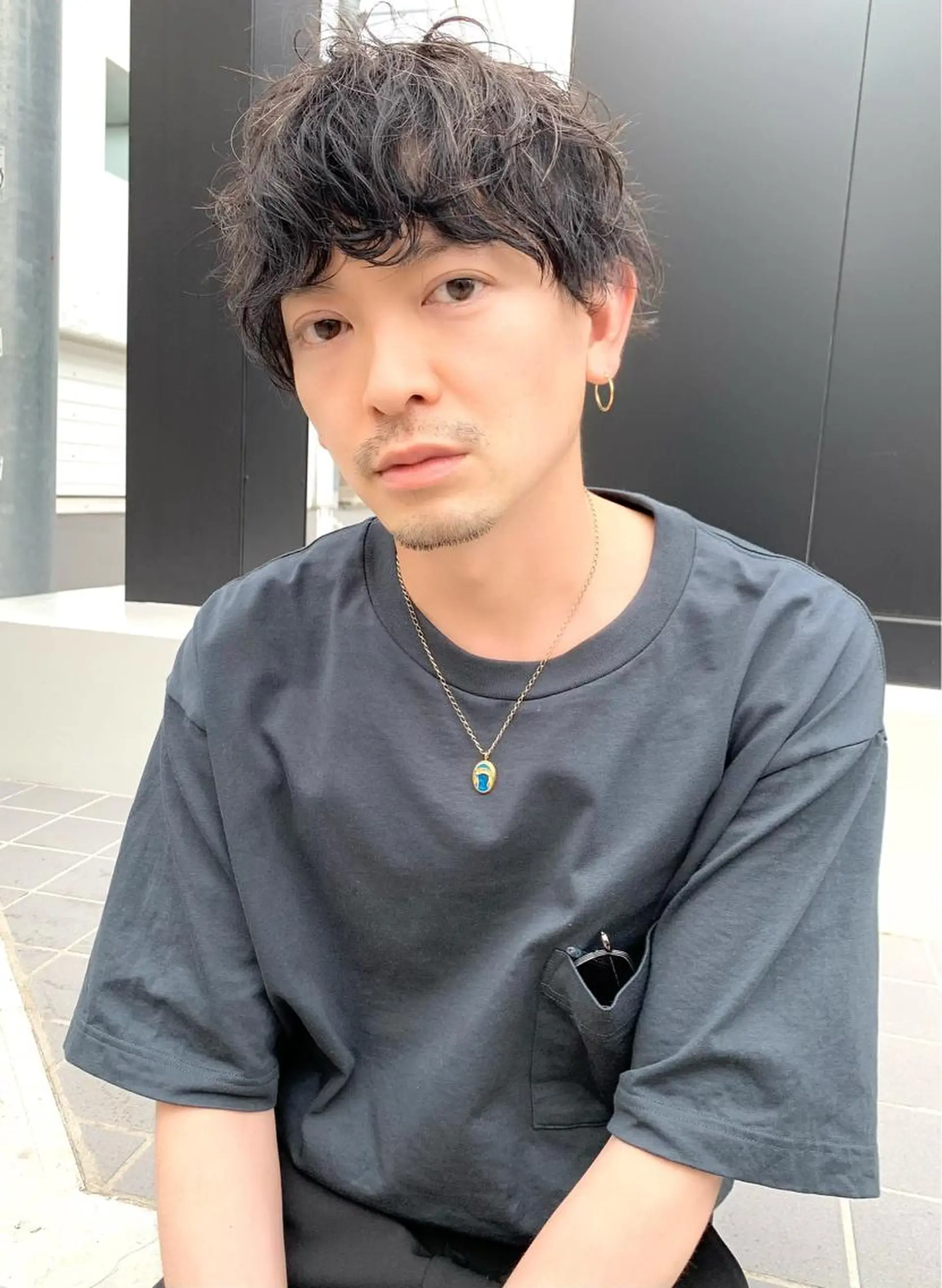 ショート パーマ メンズ メンズブリーチ メンズハイライト メンズインナーカラー メンズ韓国風 ラベンダーベージュ 王子田 隼のヘアスタイル