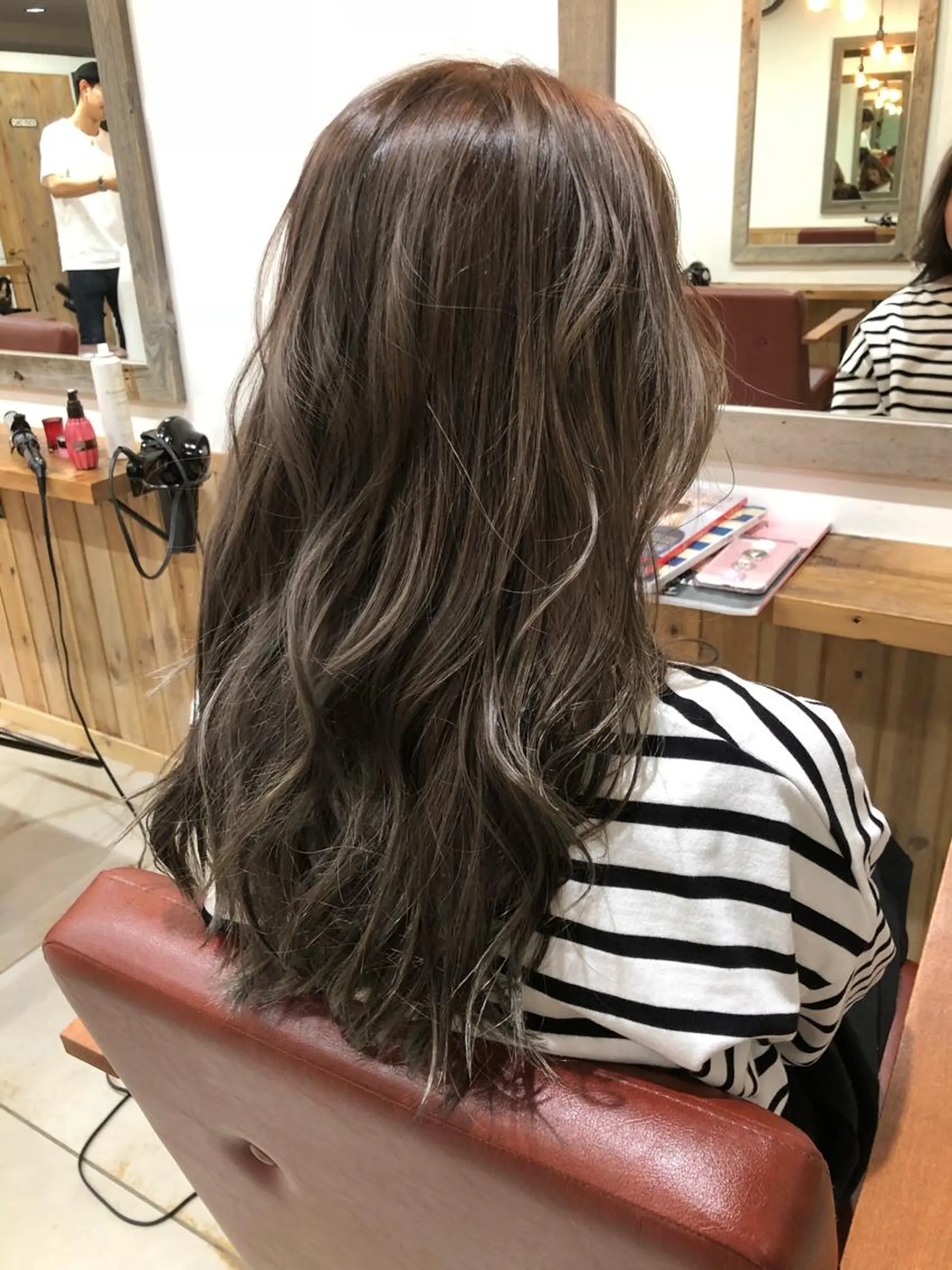 ロング ヘアアレンジ M IIのヘアスタイル