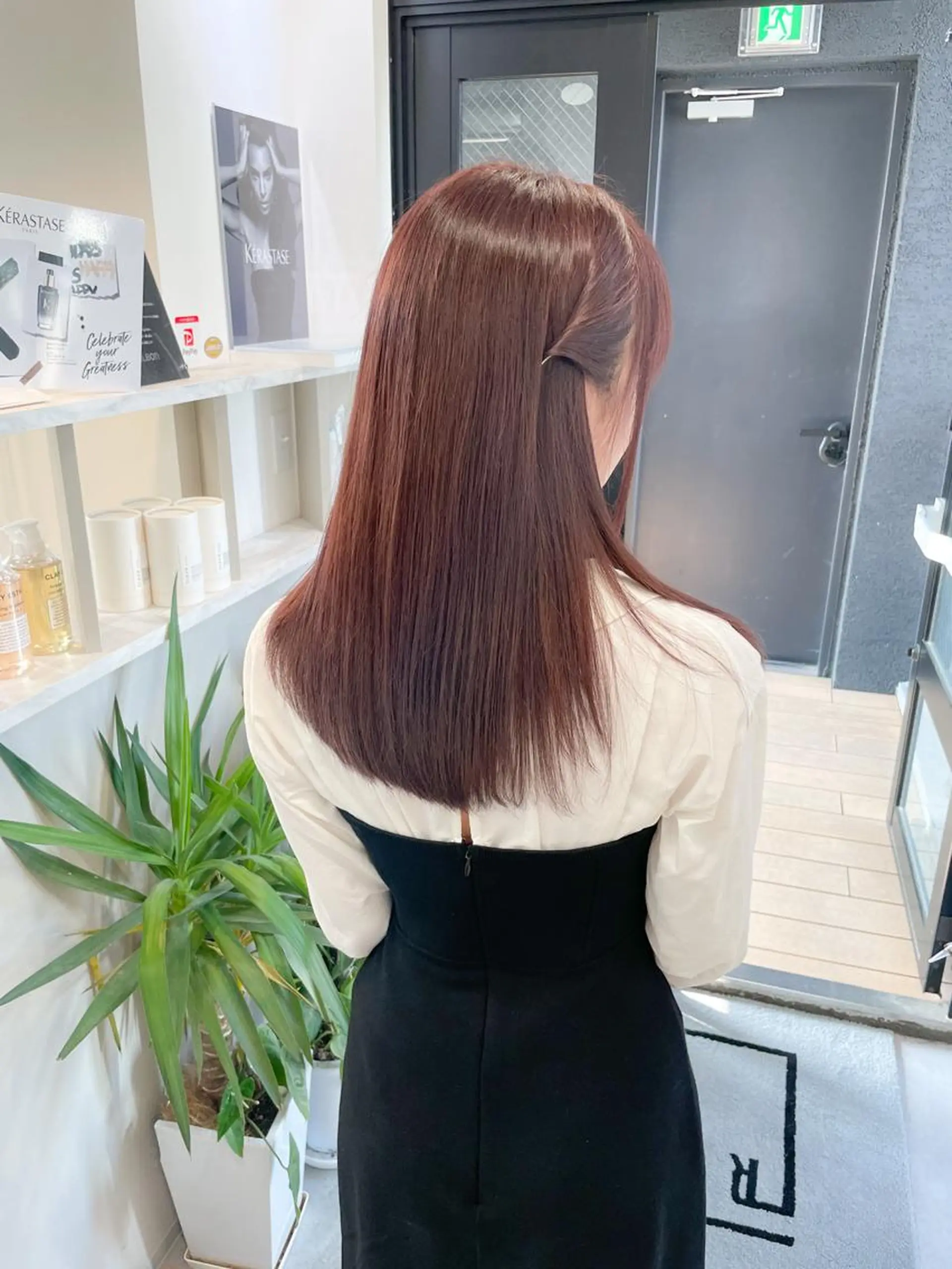 セミロング カラー ヘアアレンジ トリートメント autre所属・大久保 ひでなりのヘアスタイル