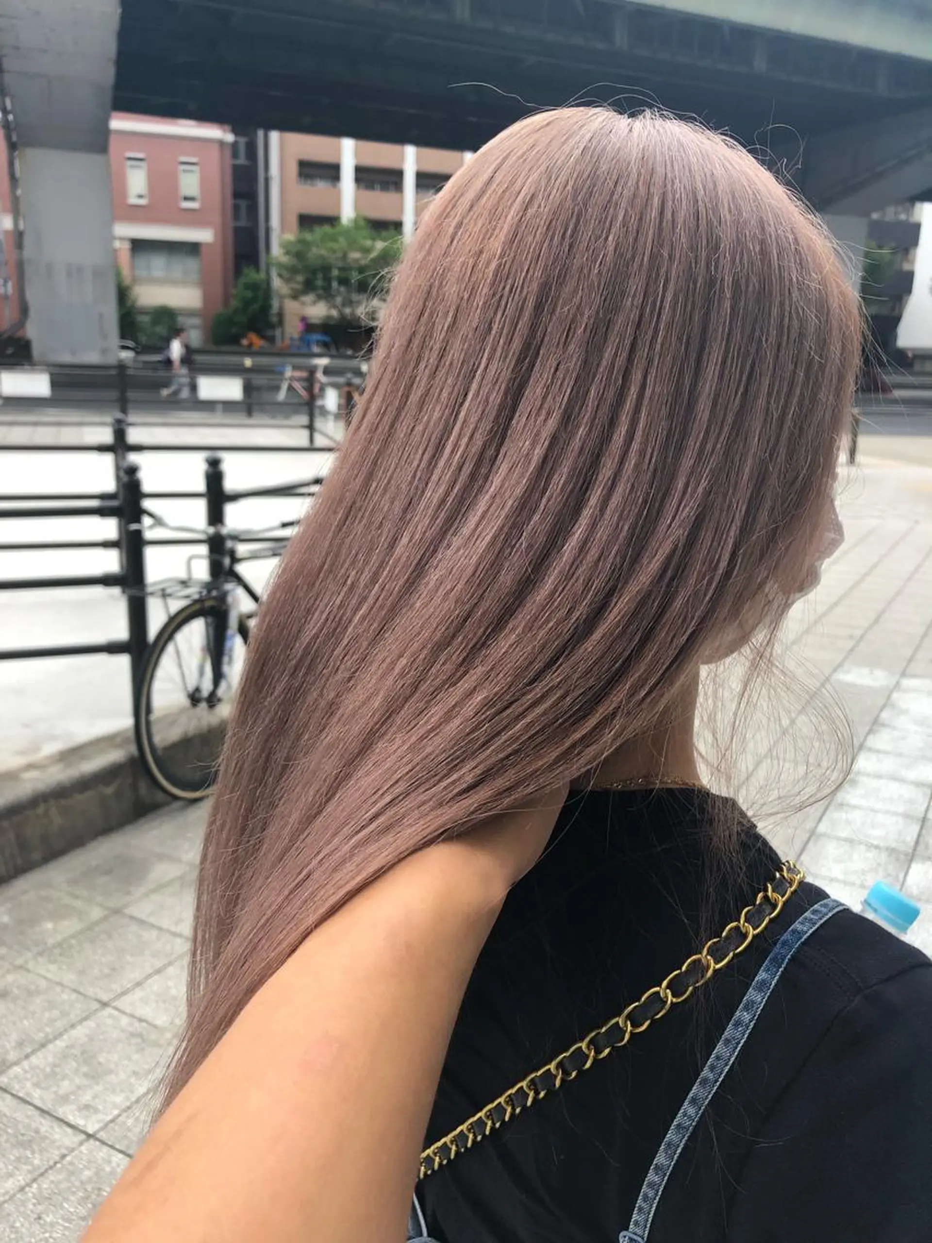 セミロング カラー ベージュカラー ミルクティーベージュ alpha. カラーエクステ下妻のヘアスタイル