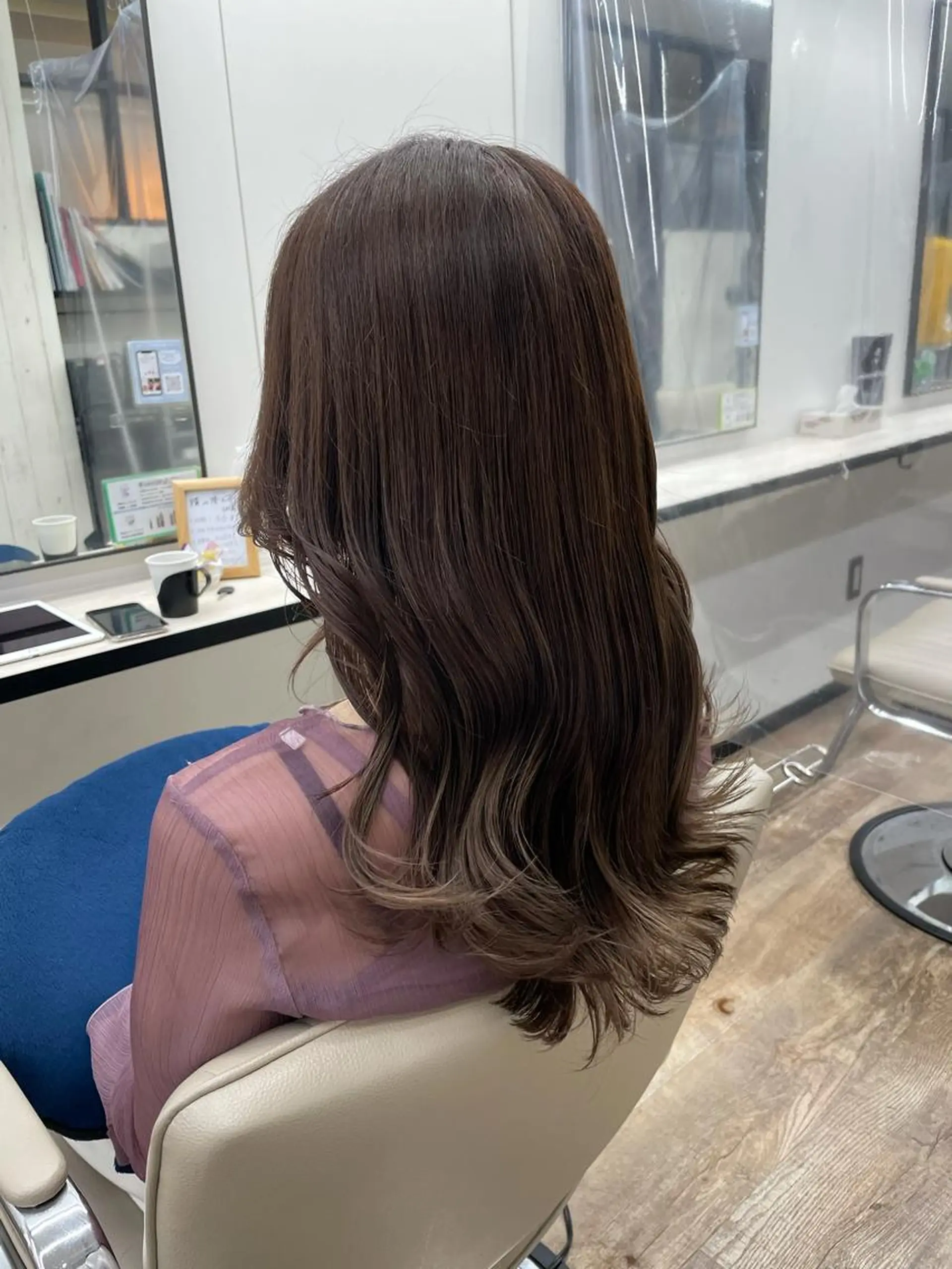 セミロング カラー 韓国風ヘア 髪質改善カラー💚 横山隆之介のヘアスタイル