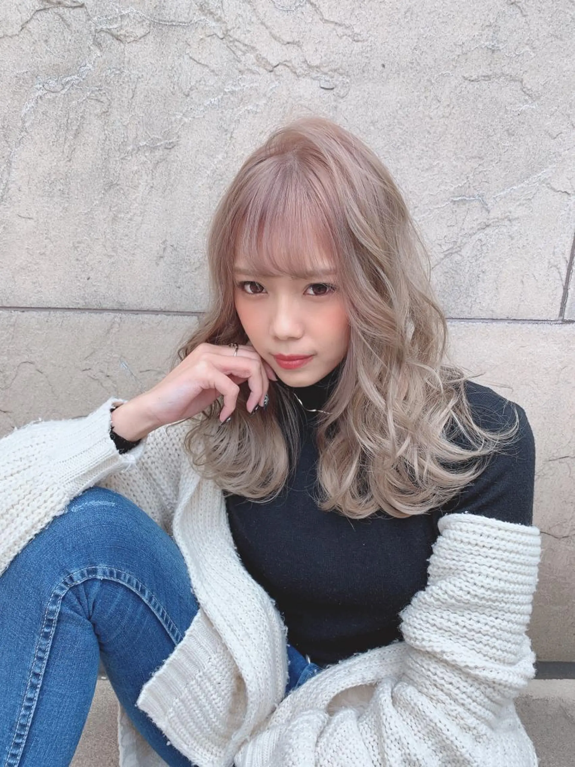 ロング カラー ブリーチ ブロンド ホワイトブロンド ヘアカラー トリートメント エフェクトブリーチ エクステhiroのヘアスタイル