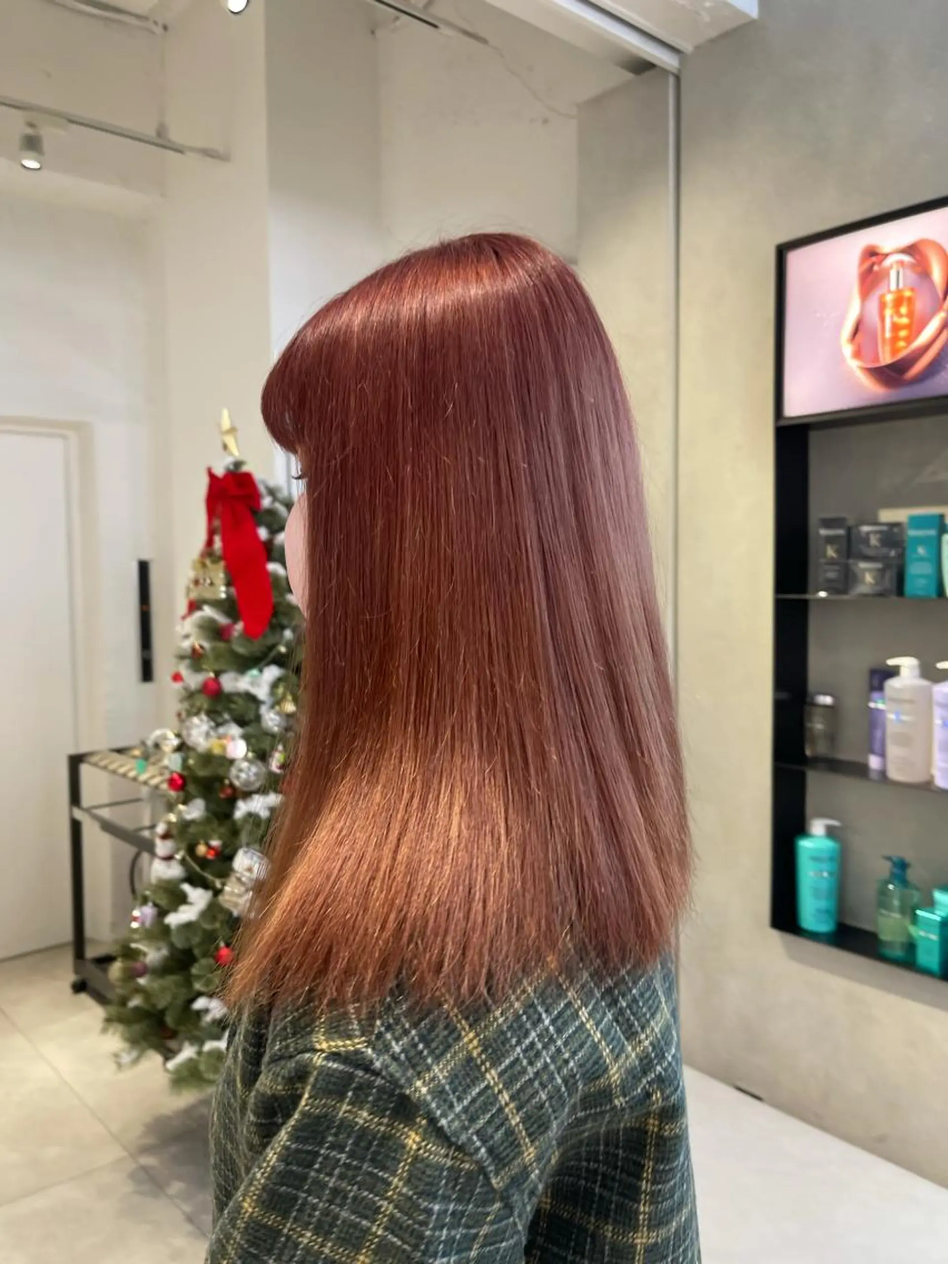 セミロング ヘアカラー zestKalon 🔗IBUのヘアスタイル