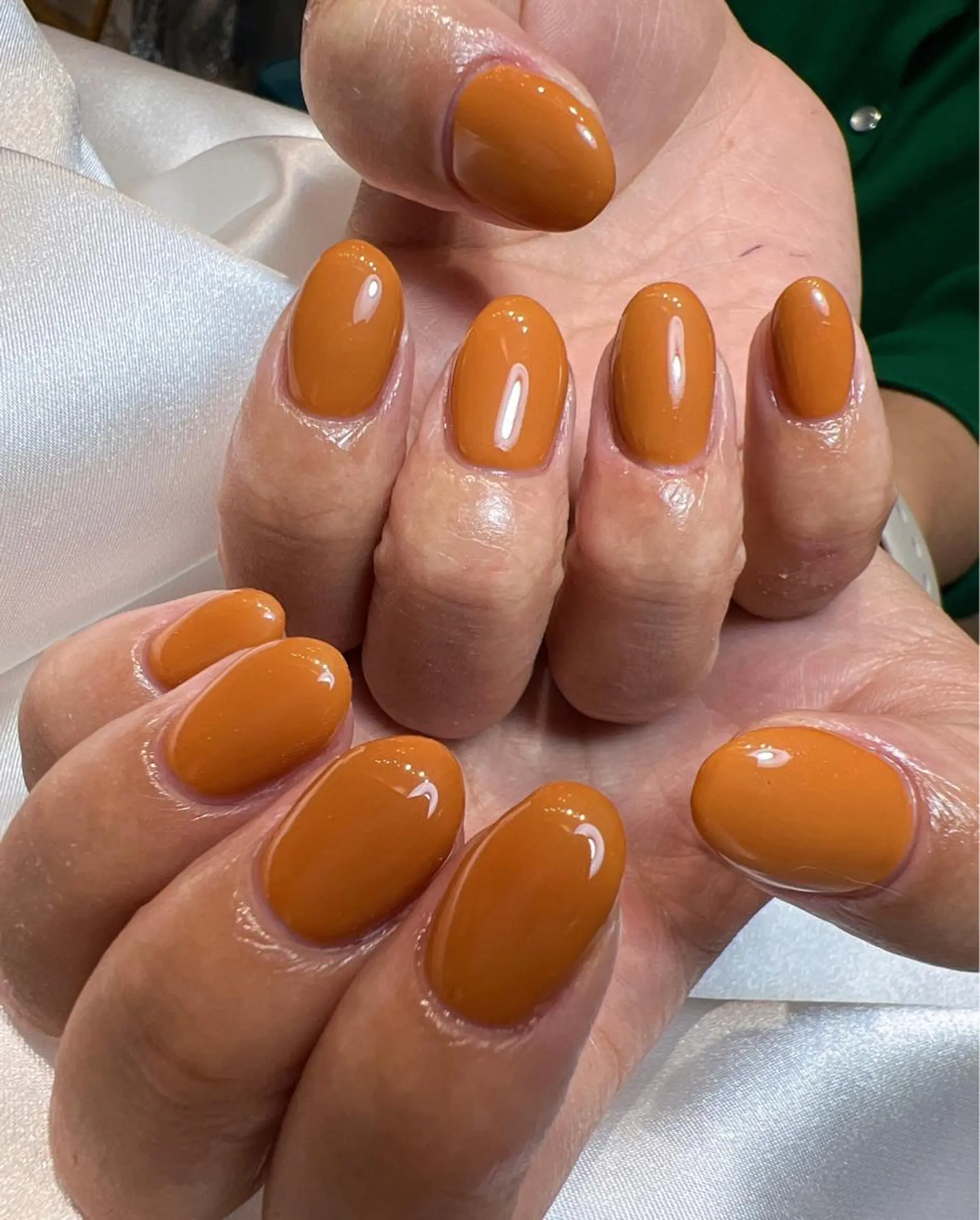 ネイル ラメ(グリッター) ワンカラーネイル シンプルネイル bijou nails所属・bijou nails 蓮のネイルデザイン