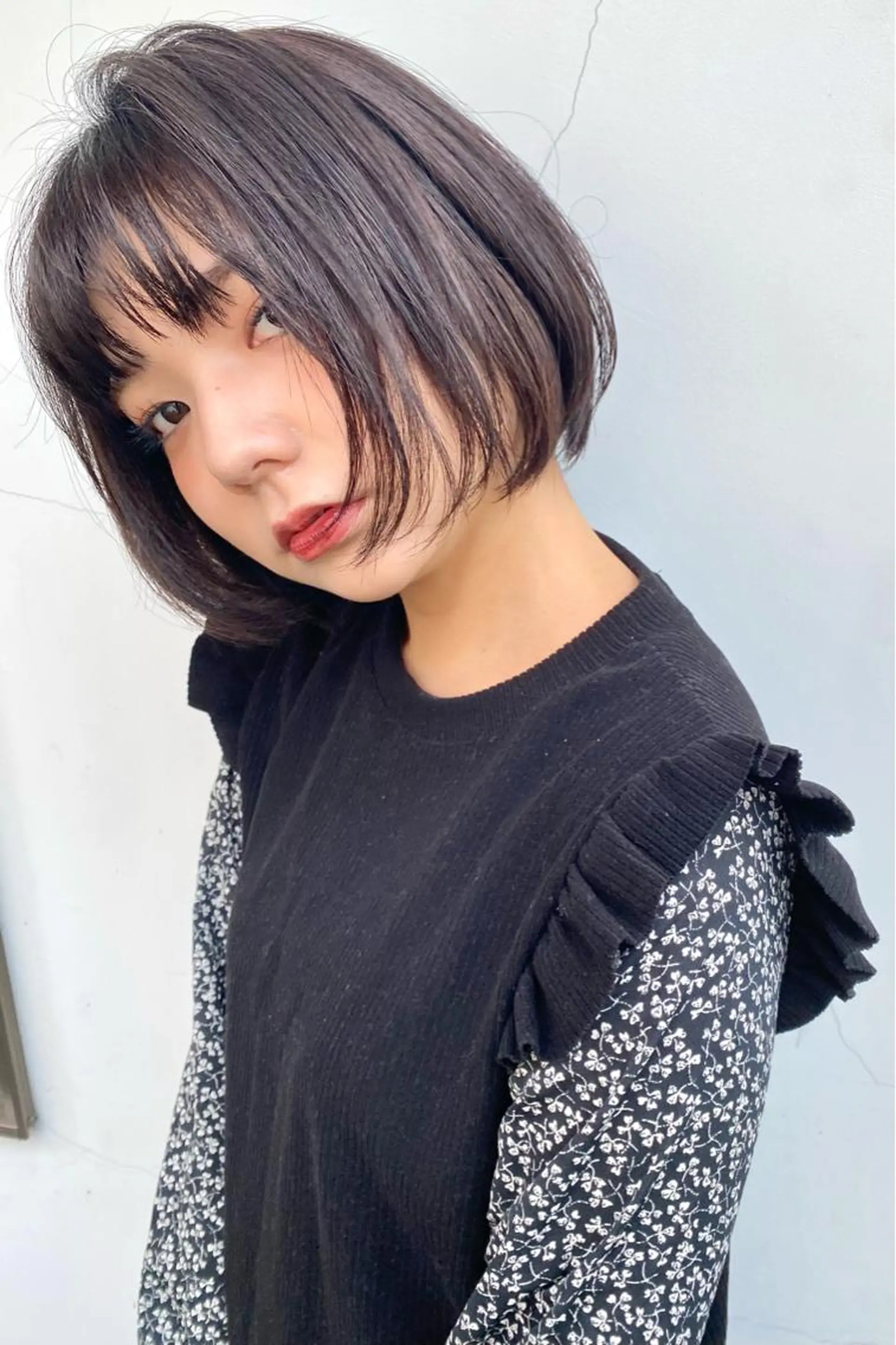 ショート カラー ボブ カット ヘアカラー トリートメント 山崎 雄太のヘアスタイル