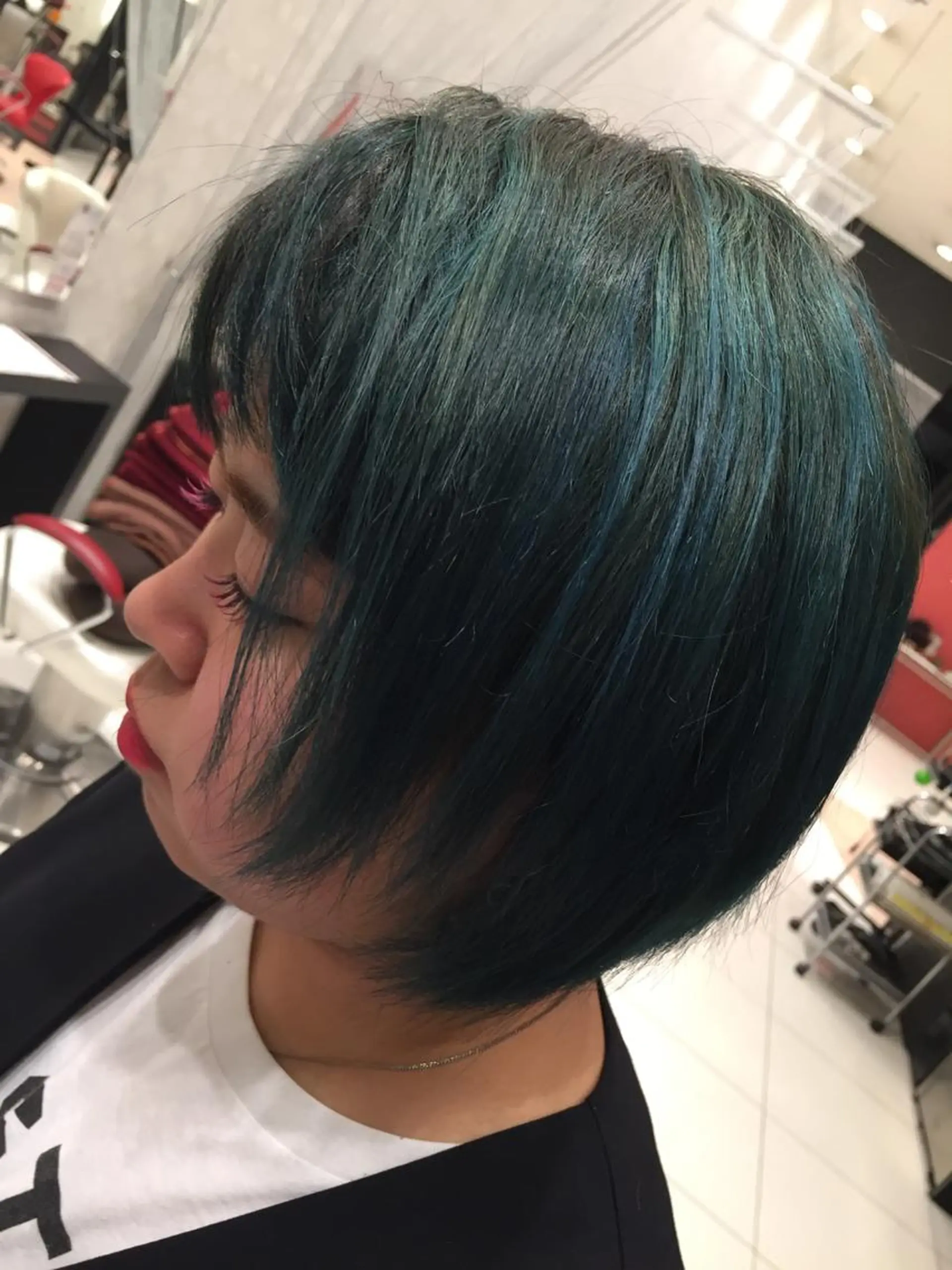 ショート カラー ハイライトカラー ハイライト カット ヘアカラー Earth岩槻店 YAGIのヘアスタイル