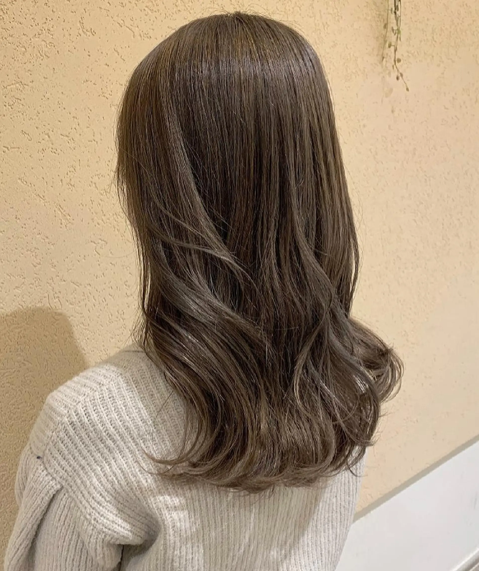 ロング カラー ブリーチ グレージュ ヘアカラー トリートメント GO TODAY SHAiRE SALON所属・𝒢𝒾𝓇𝓁𝓎 ⑅　𝓎𝓊𝓀𝒶のヘアスタイル