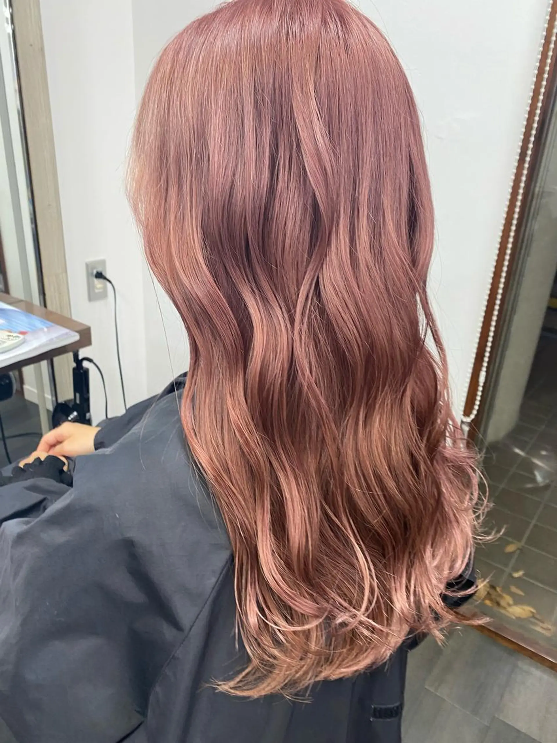 ロング 月野涼風 /レイヤーカットのヘアスタイル