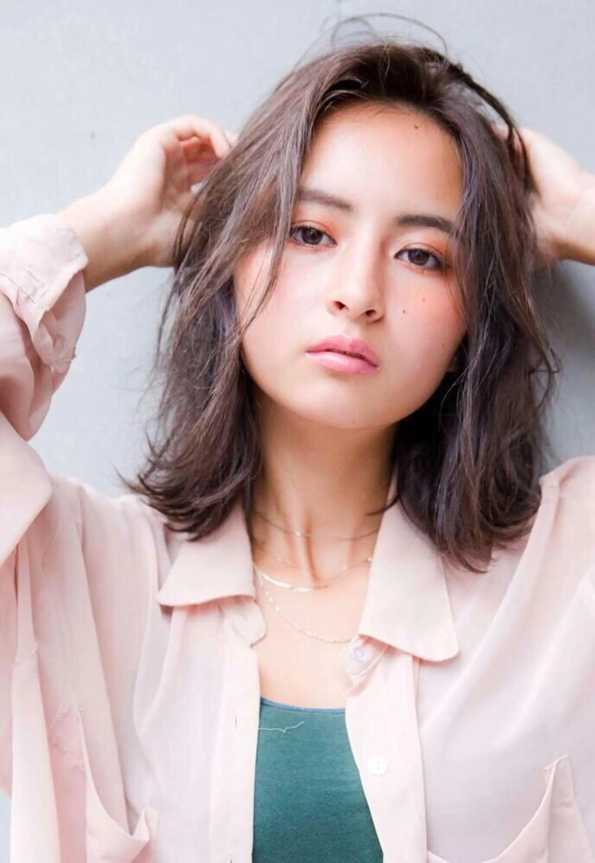 ミディアム カット ヘアカラー トリートメント ヘッドスパ ヘアセット 店長 茂野聖史のヘアスタイル