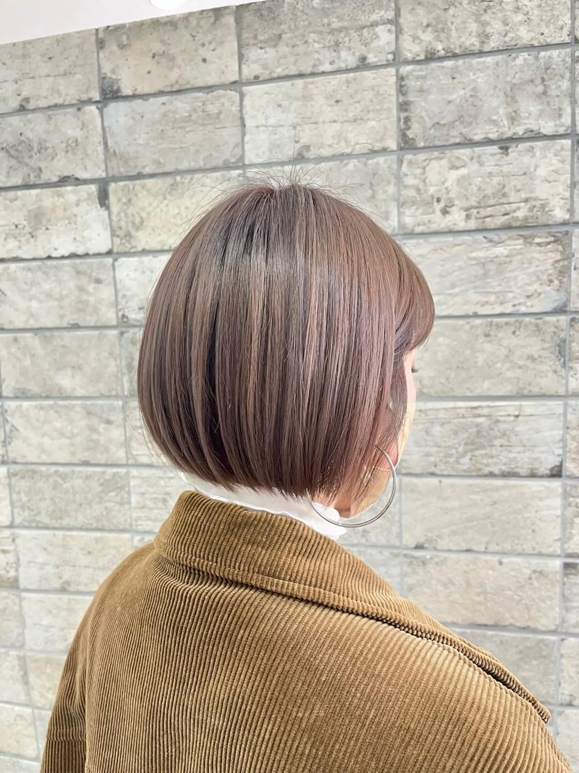 セミロング カット トリートメント 橋本 桂のヘアスタイル
