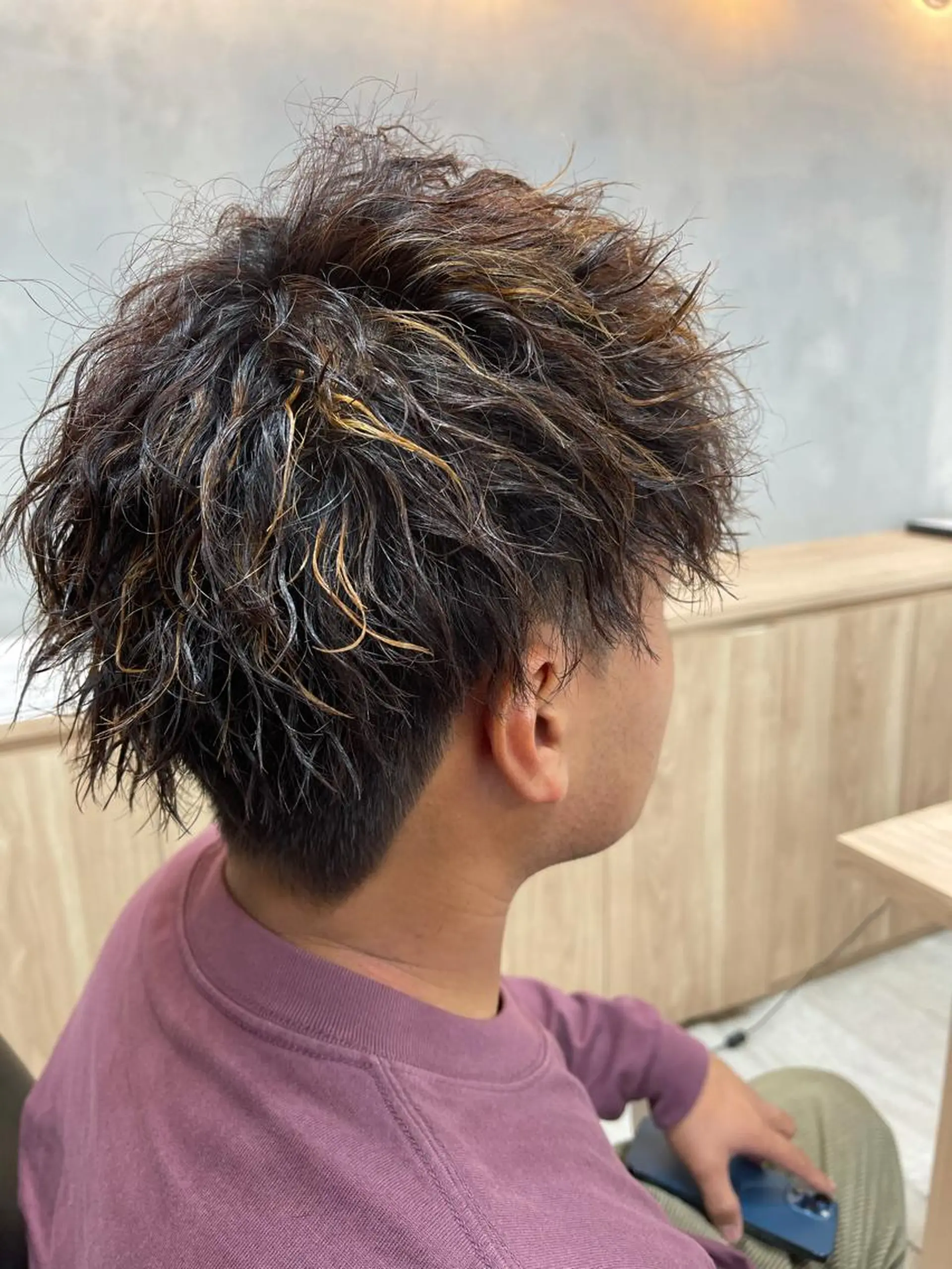 ショート カラー パーマ メンズ メンズハイライト ハイライトカラー ハイライト 🫧似合わせカット としき/立川のヘアスタイル