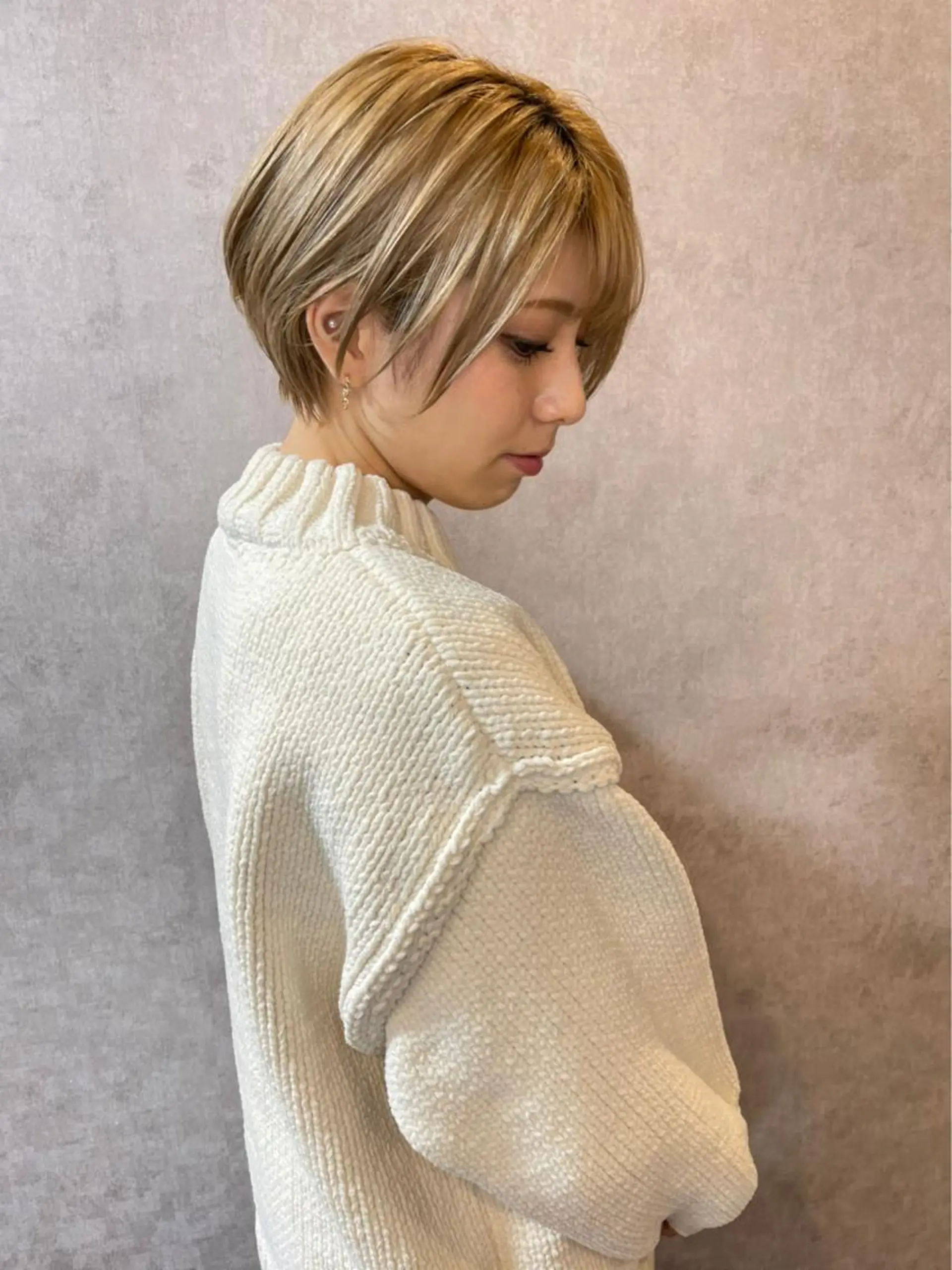 ショート カラー ベージュカラー ショートヘア カット ヘアカラー トリートメント 山崎 雄太のヘアスタイル
