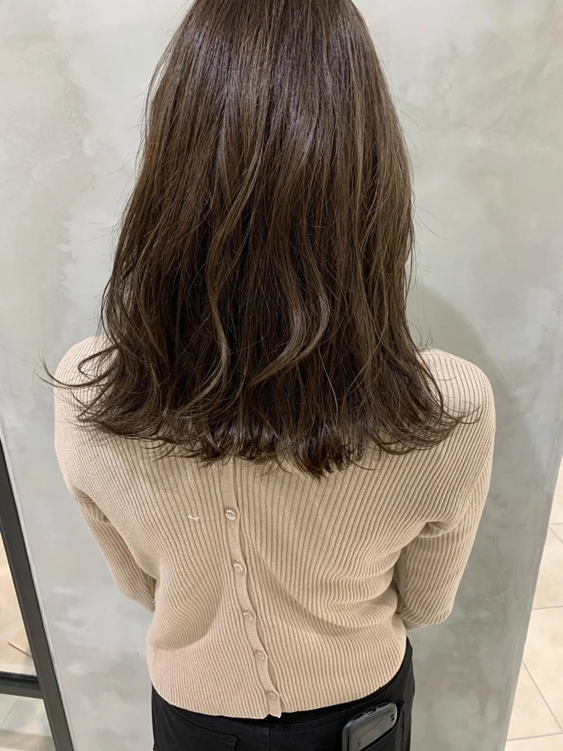 ミディアム アッシュ 外国人風カラー Ma chérie by lond金山所属・カット講師 久保匠のヘアスタイル
