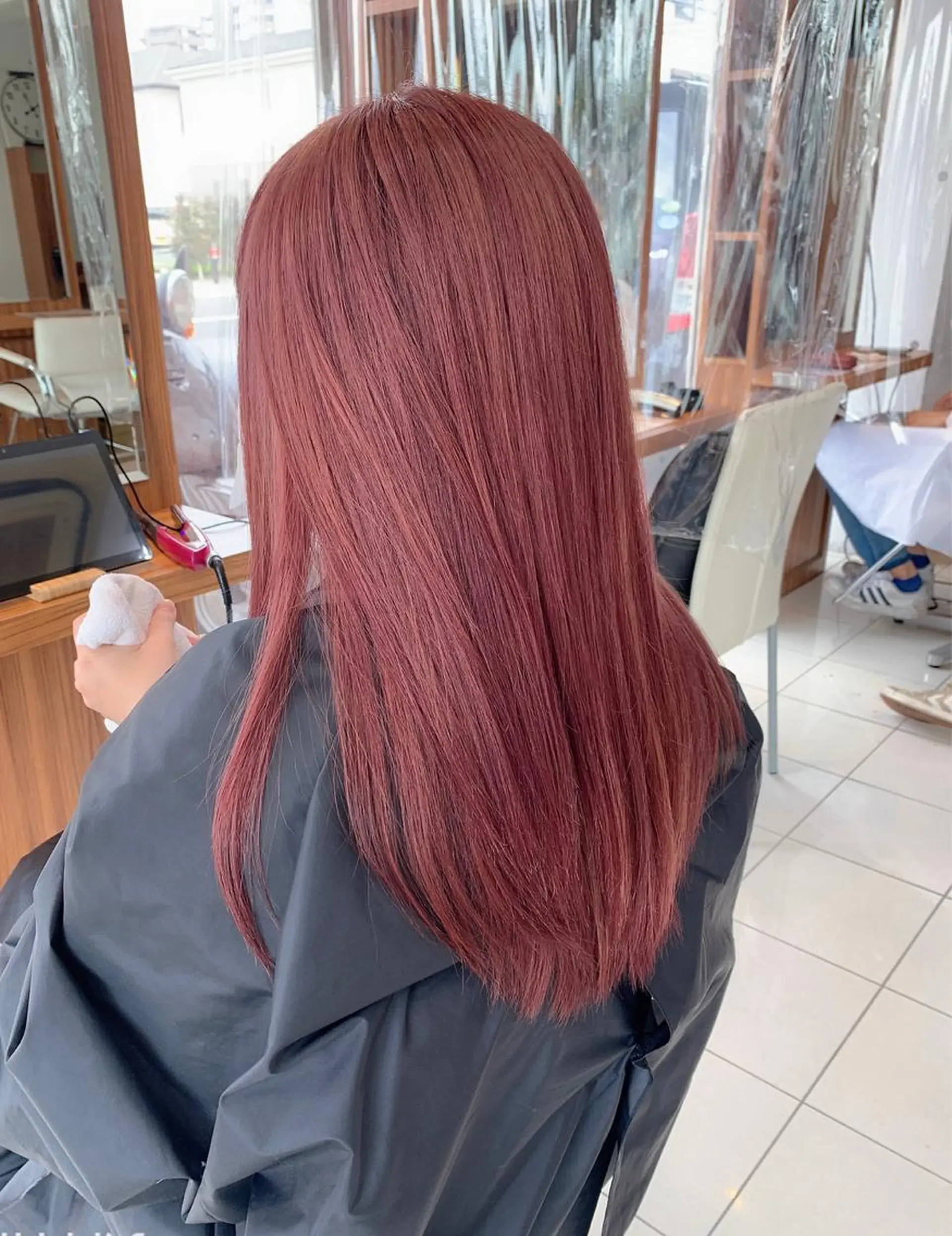 ロング カラー ピンクカラー 白髪女性専門店竹内 涼乃のヘアスタイル
