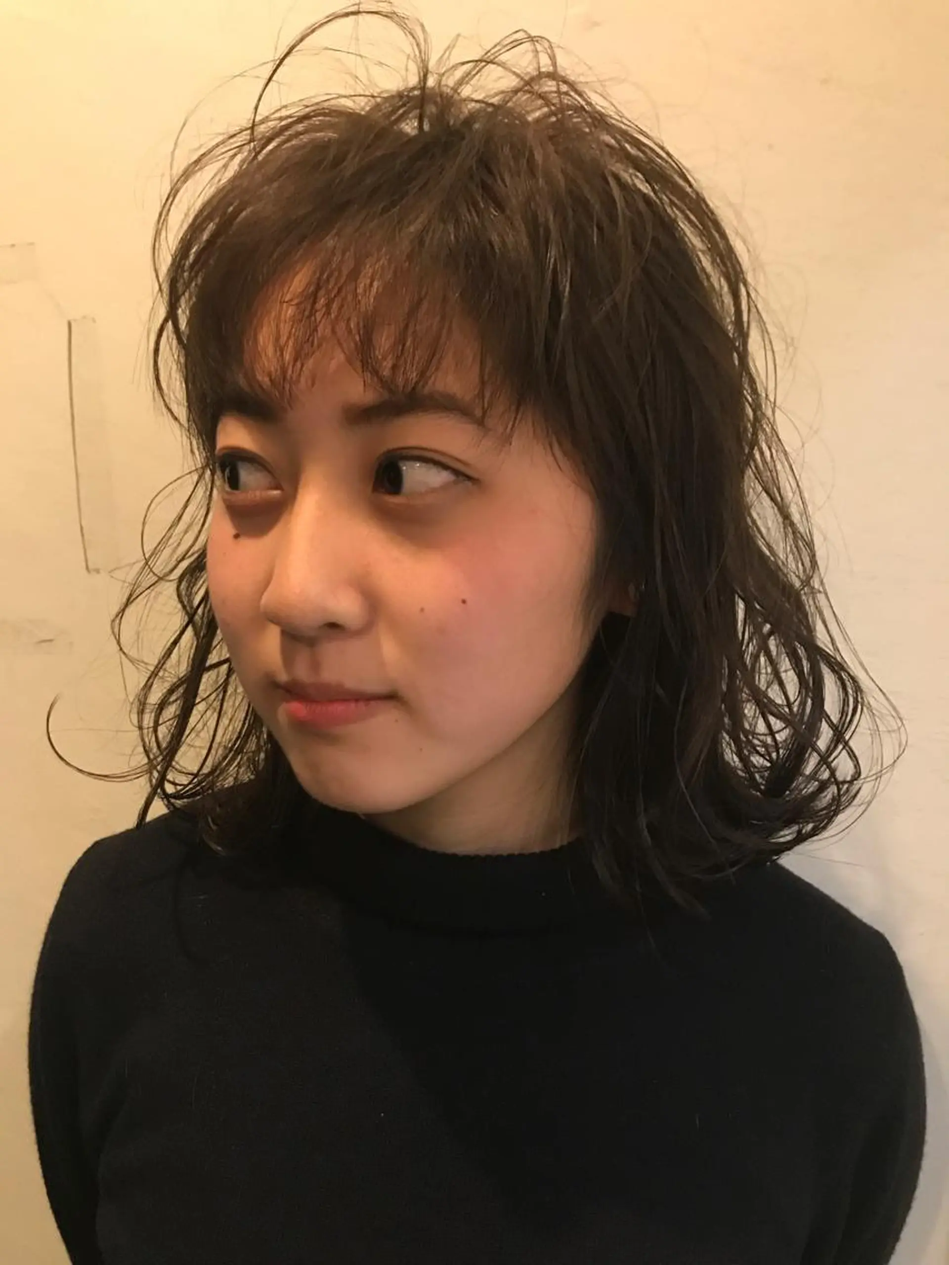 ミディアム Emitas.宮街道店所属・森崎 士/似合わせカラーのヘアスタイル