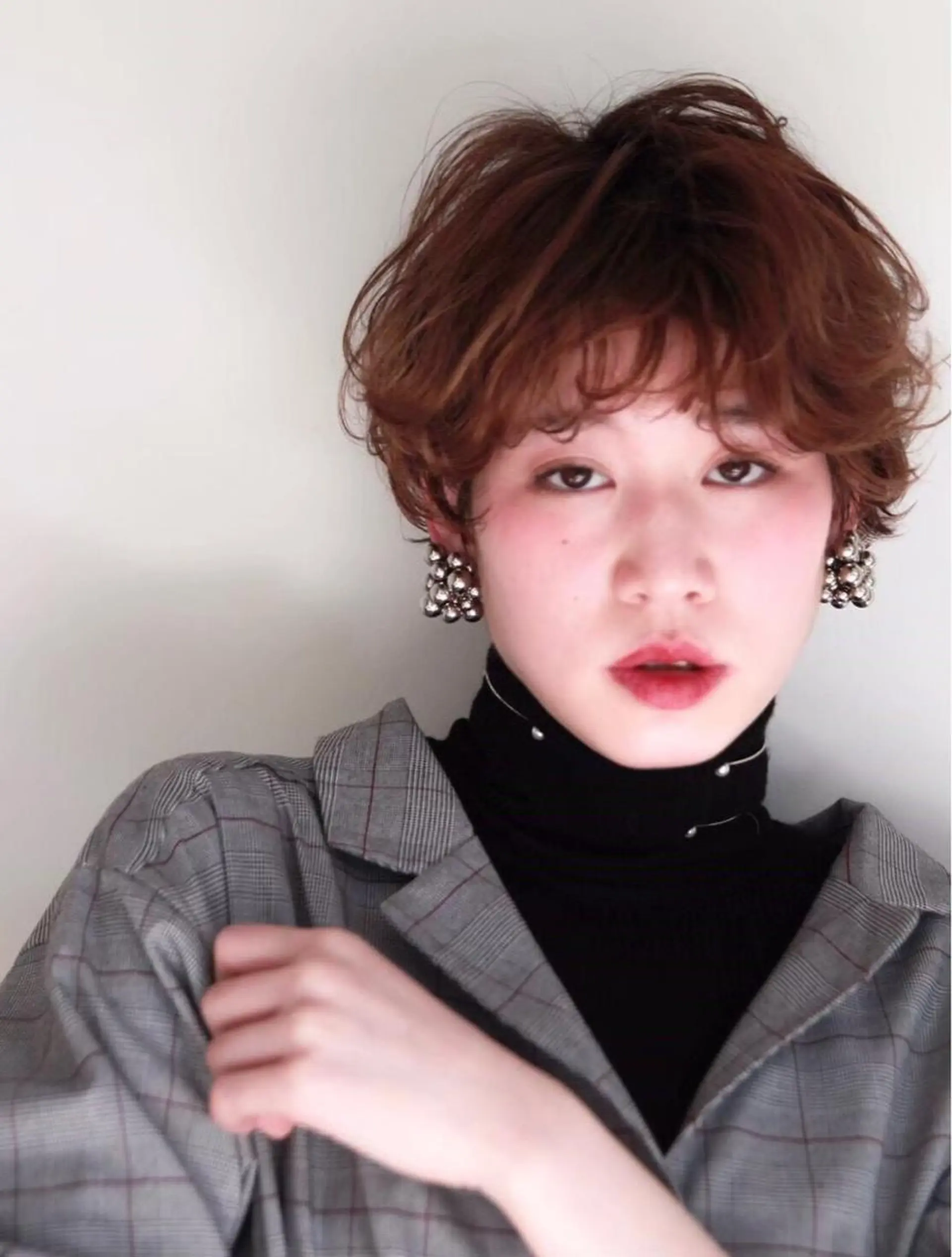 カラー 山川 玲奈のヘアスタイル