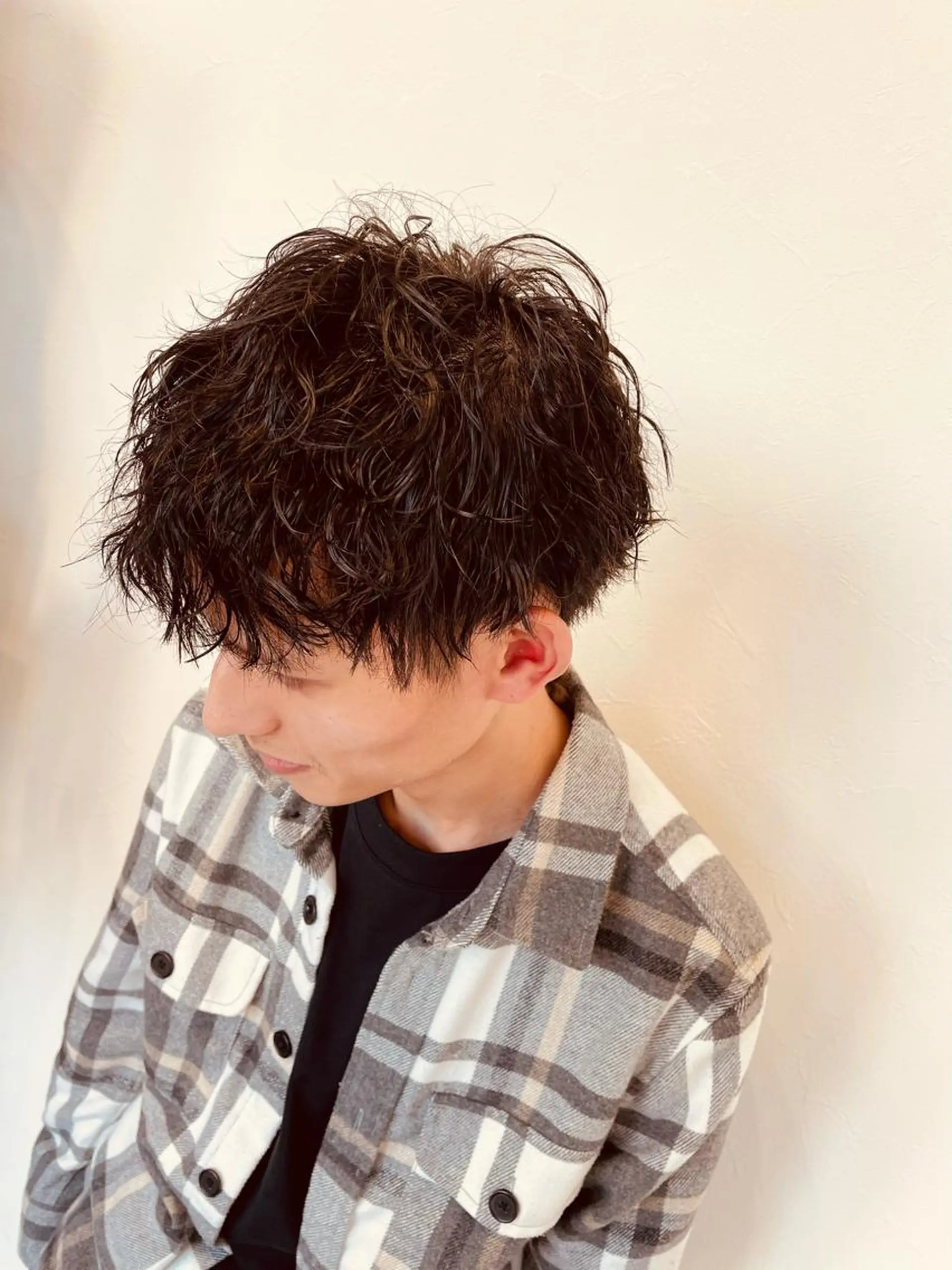 パーマ メンズ メンズパーマ ツイストスパイラルパーマ スパイラルパーマ カット パーマ HairandRelaxation Jinn所属・高崎 絵里子のヘアスタイル