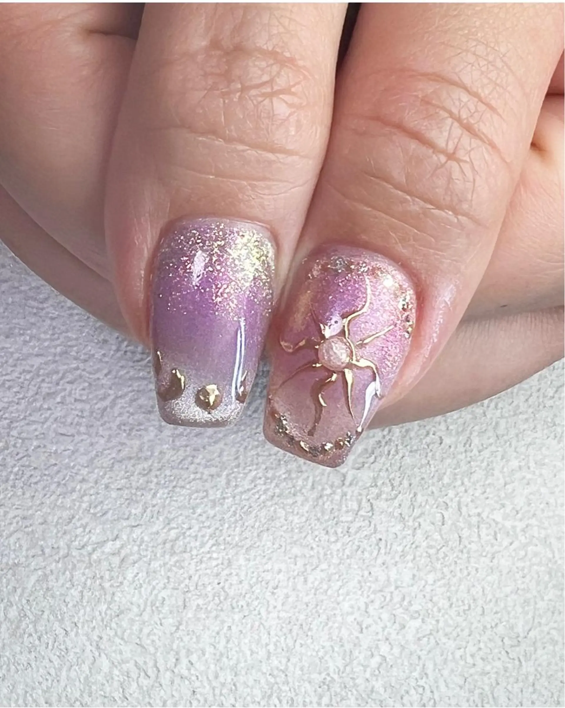 ネイル グラデーション マグネットネイル ピンク 春ネイル ハンドネイル ✾ NailRoom Latina🌻💓のネイルデザイン