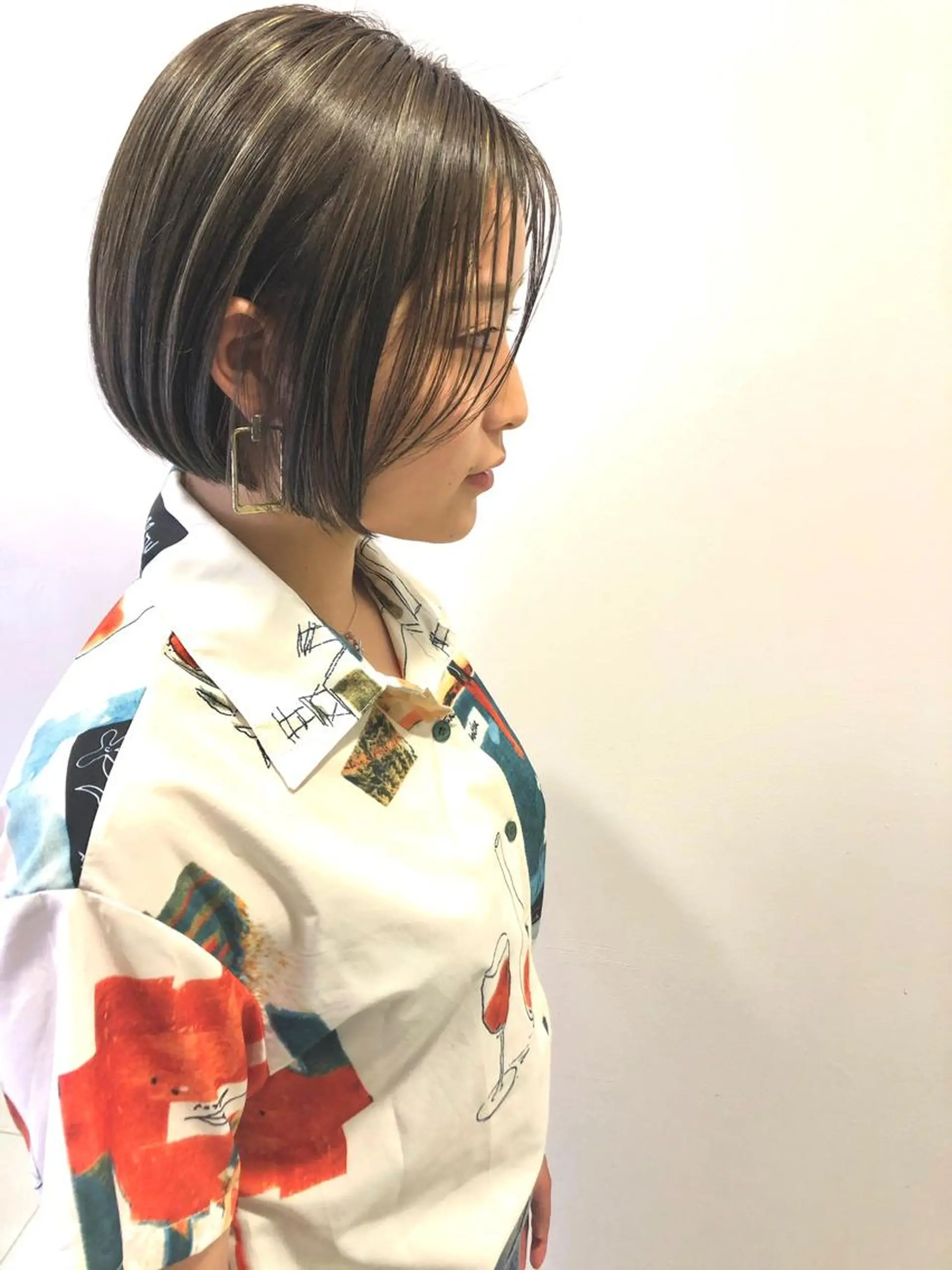 ショート カット ヘアカラー StellA所属・アートディレクター ワダヒサノリのヘアスタイル