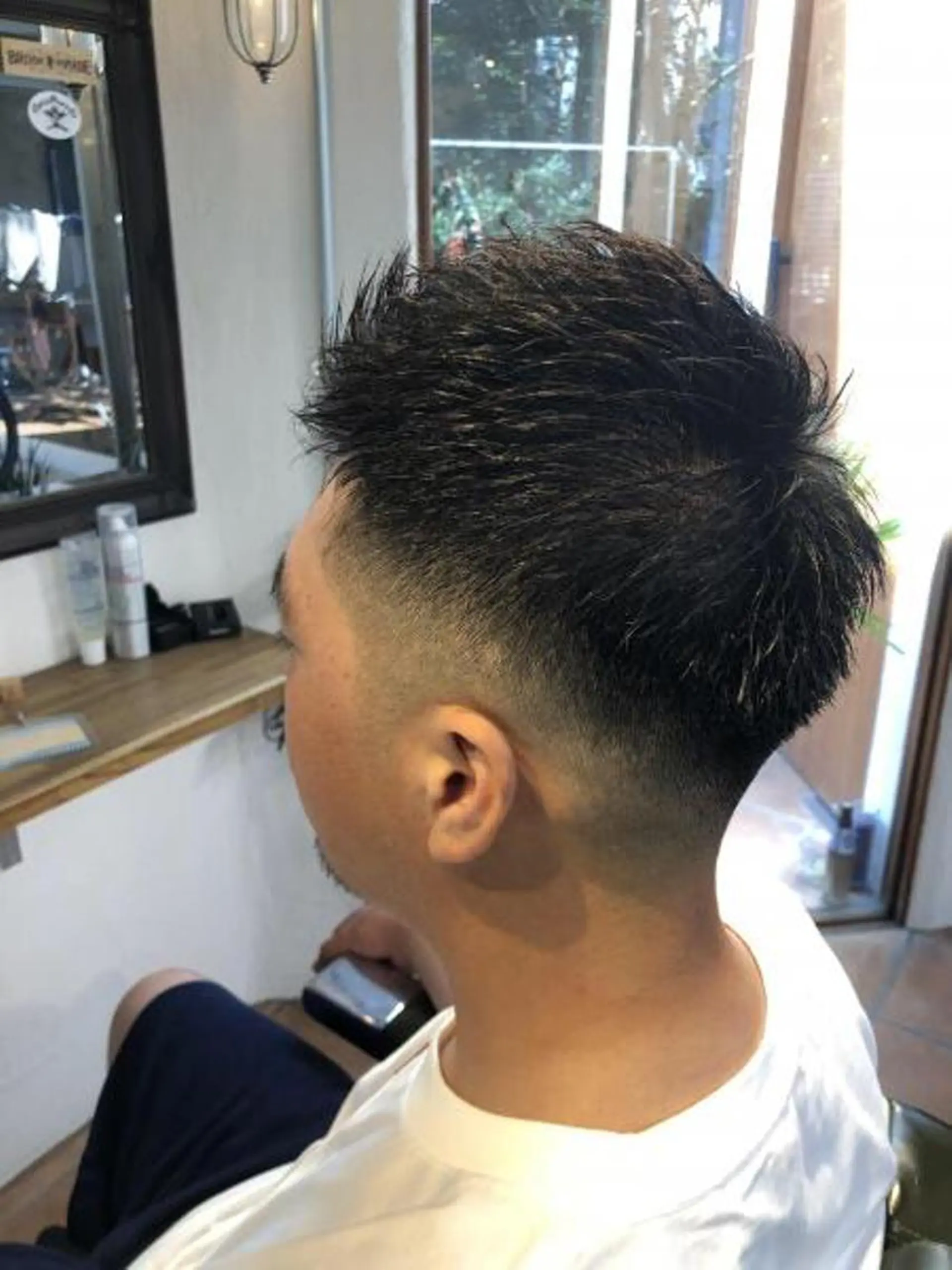 ショート メンズ フェードカット スキンフェード カット vita所属・冨士川 英樹のヘアスタイル