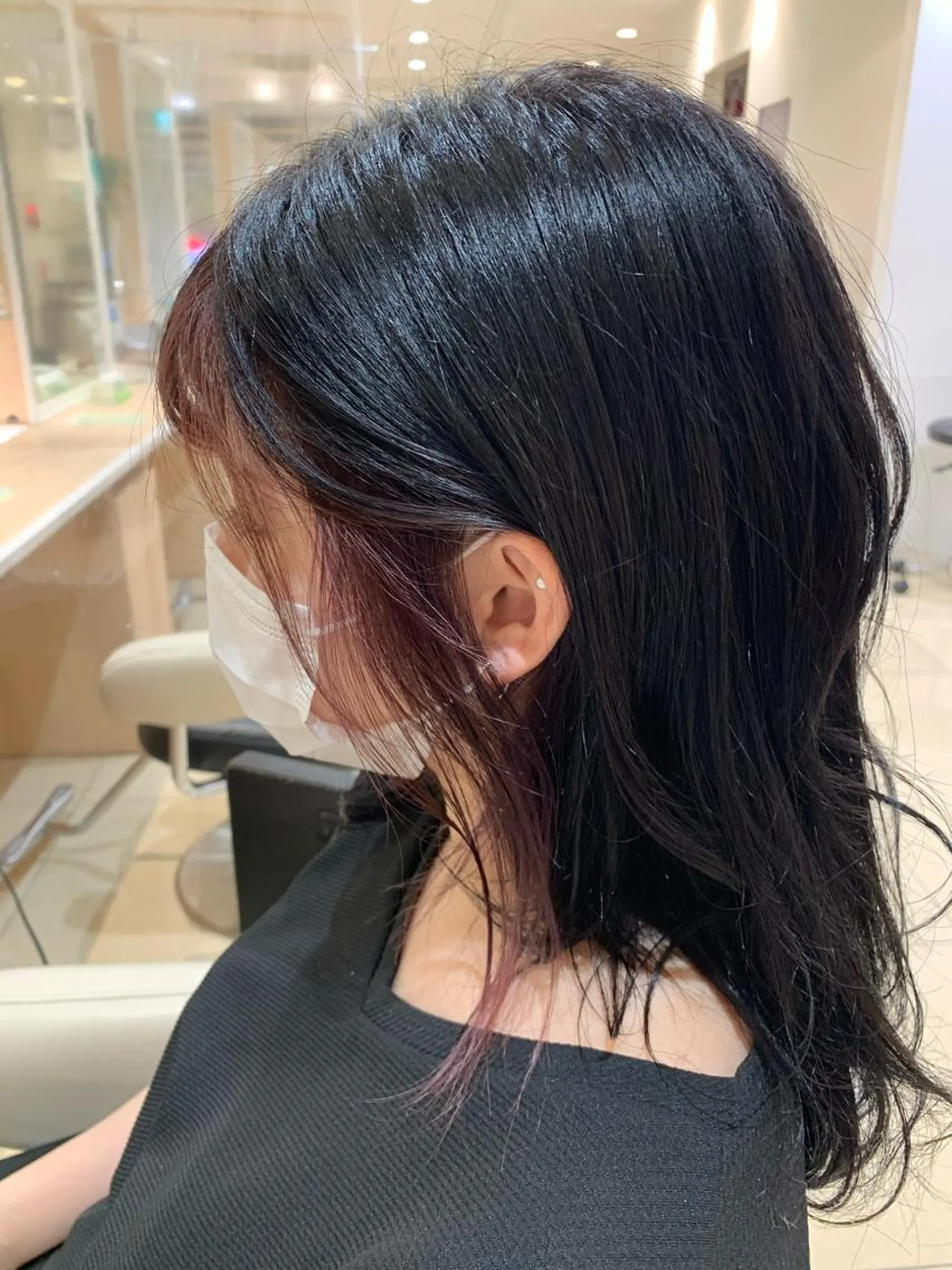 ミディアム カラー イヤリングカラー ピンクカラー バイオレットカラー IwAsh中山所属・✂︎中山ブリーチ・ パーマ✂︎露木智也のヘアスタイル