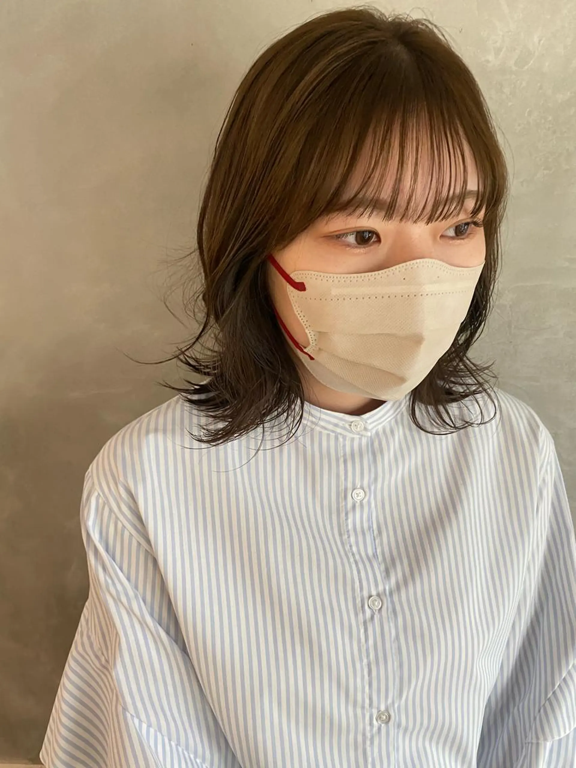 ミディアム カラー ベージュカラー ブリーチ ブリーチなしカラー オリーブベージュ ヘアカラー 🍑 モモカ🍑のヘアスタイル